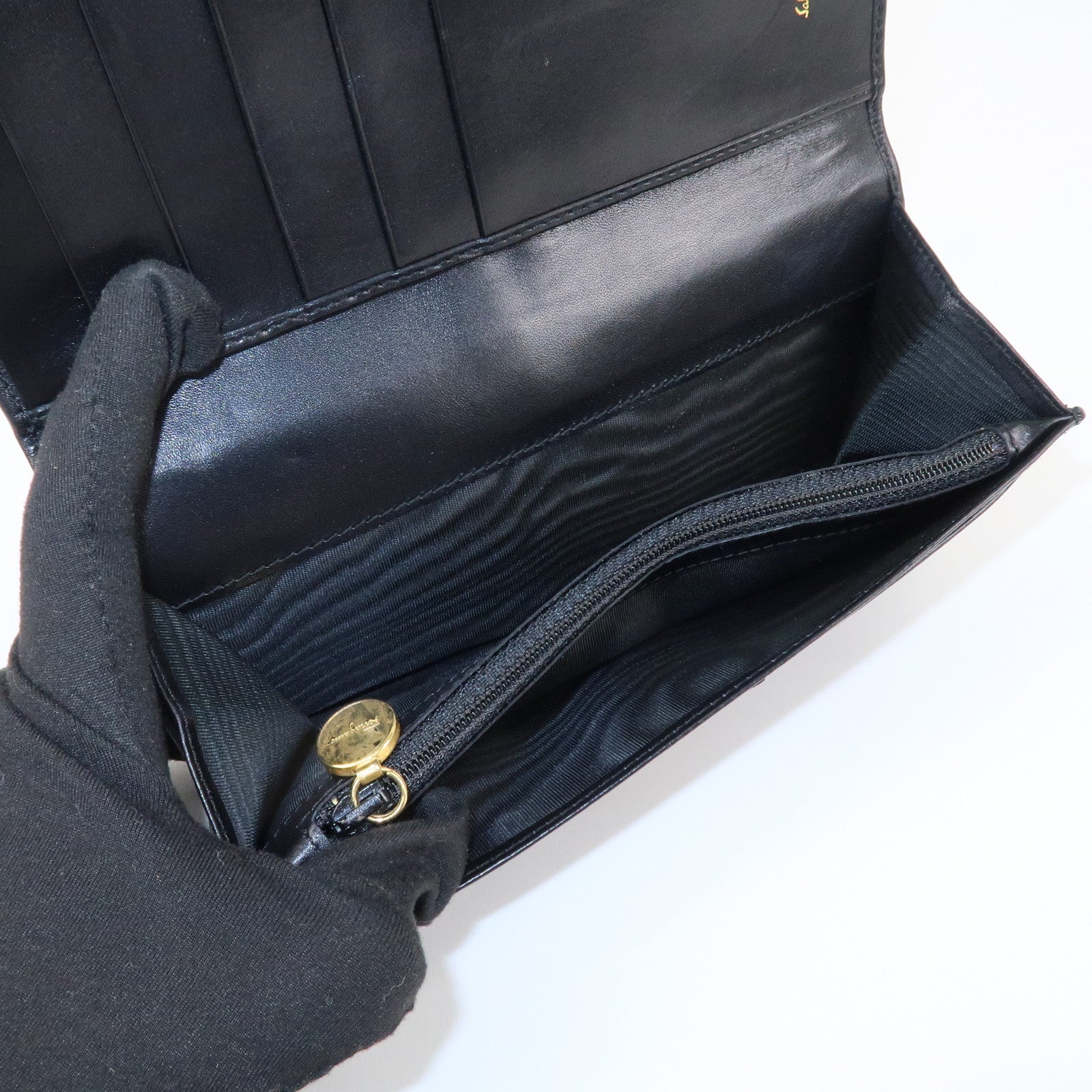 Ferragamo Vara Ribbon Leather Bi-fold Long Wallet Black Gold HDW Used