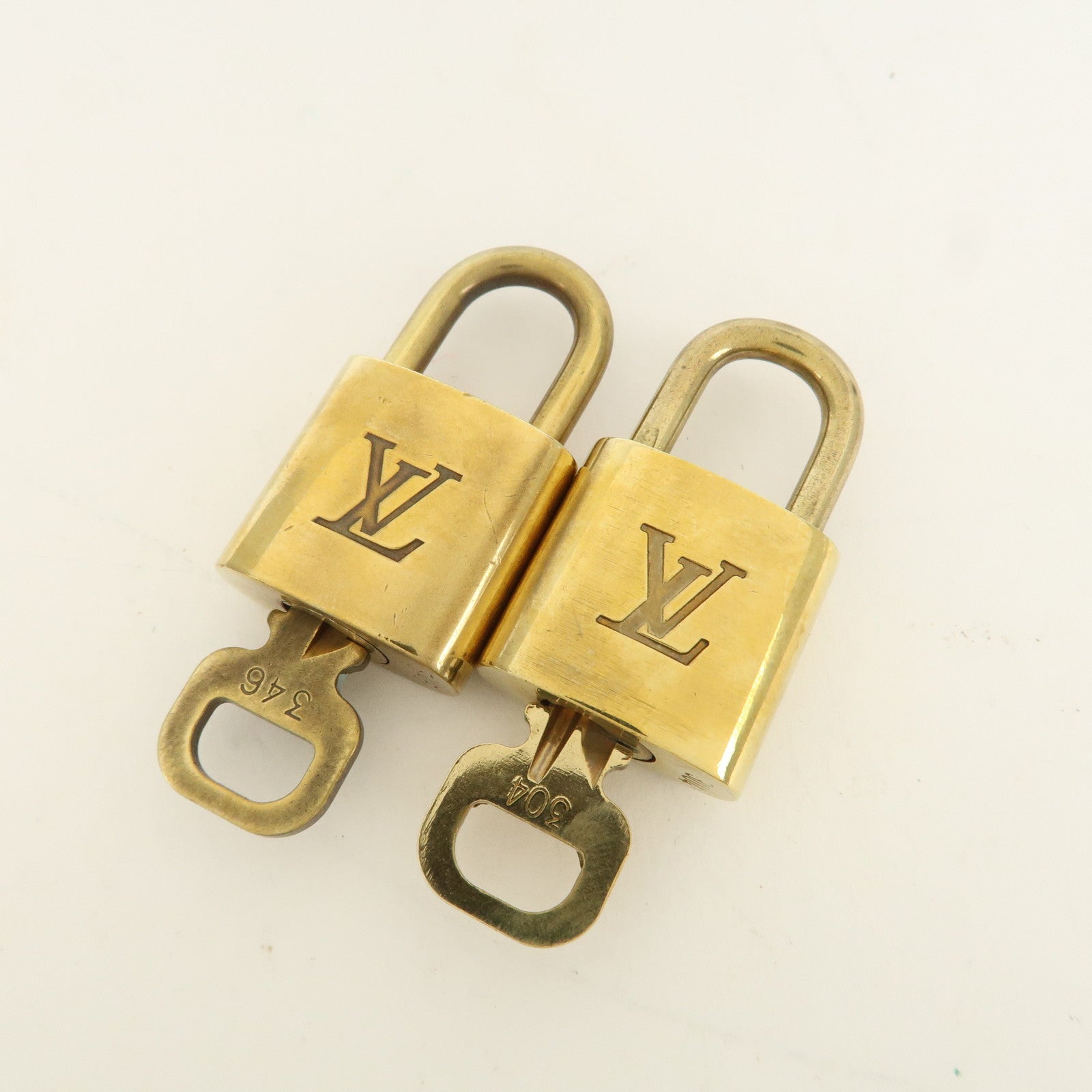 Louis Vuitton Set of 10 Lock & Key Cadena Key Lock Metal Gold Used