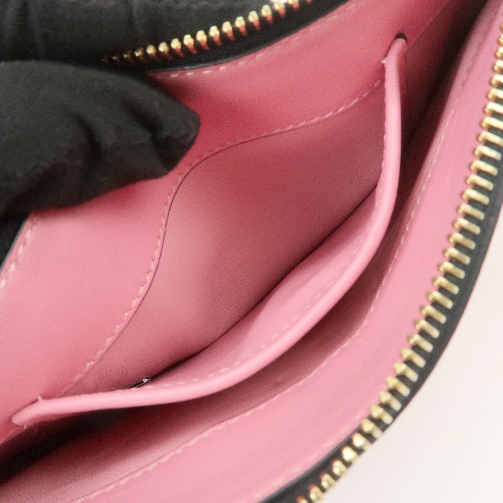 MIUMIU Logo Leather Clutch Bag Pouch Pink 5N1890
