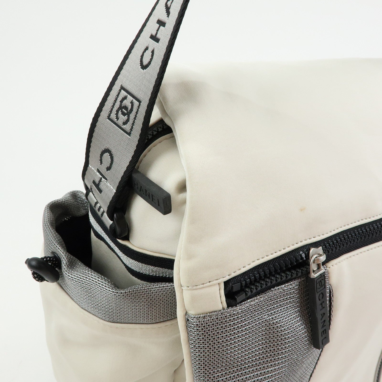 CHANEL CHANEL Sports Nylon Shoulder Bag Messenger Bag White Gray