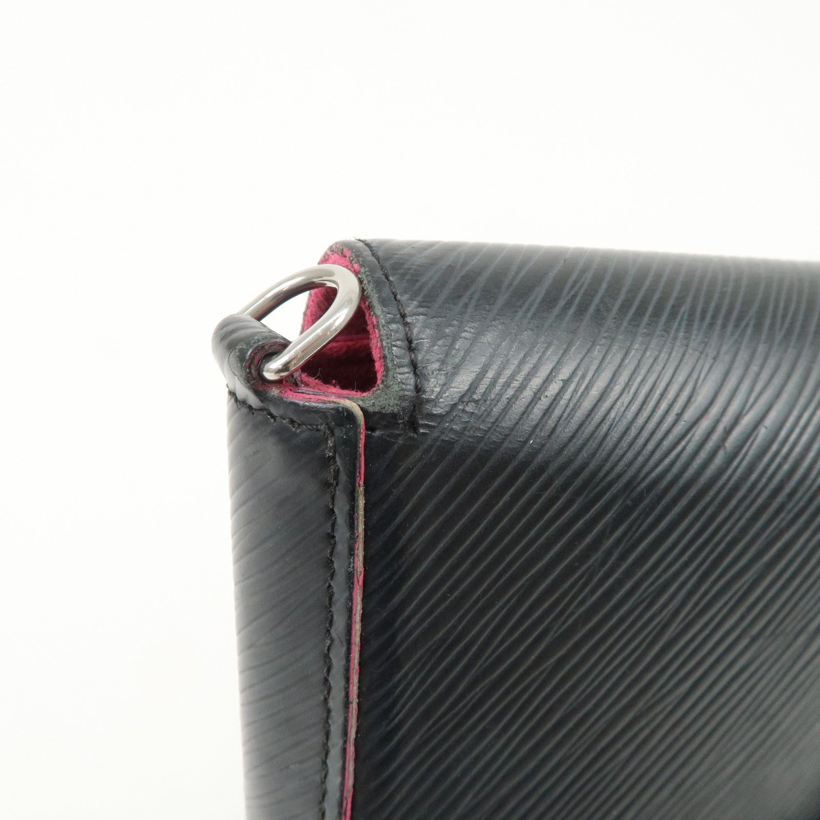 Louis Vuitton Epi Pochette Felicie Shoulder Bag Noir Pink M64579