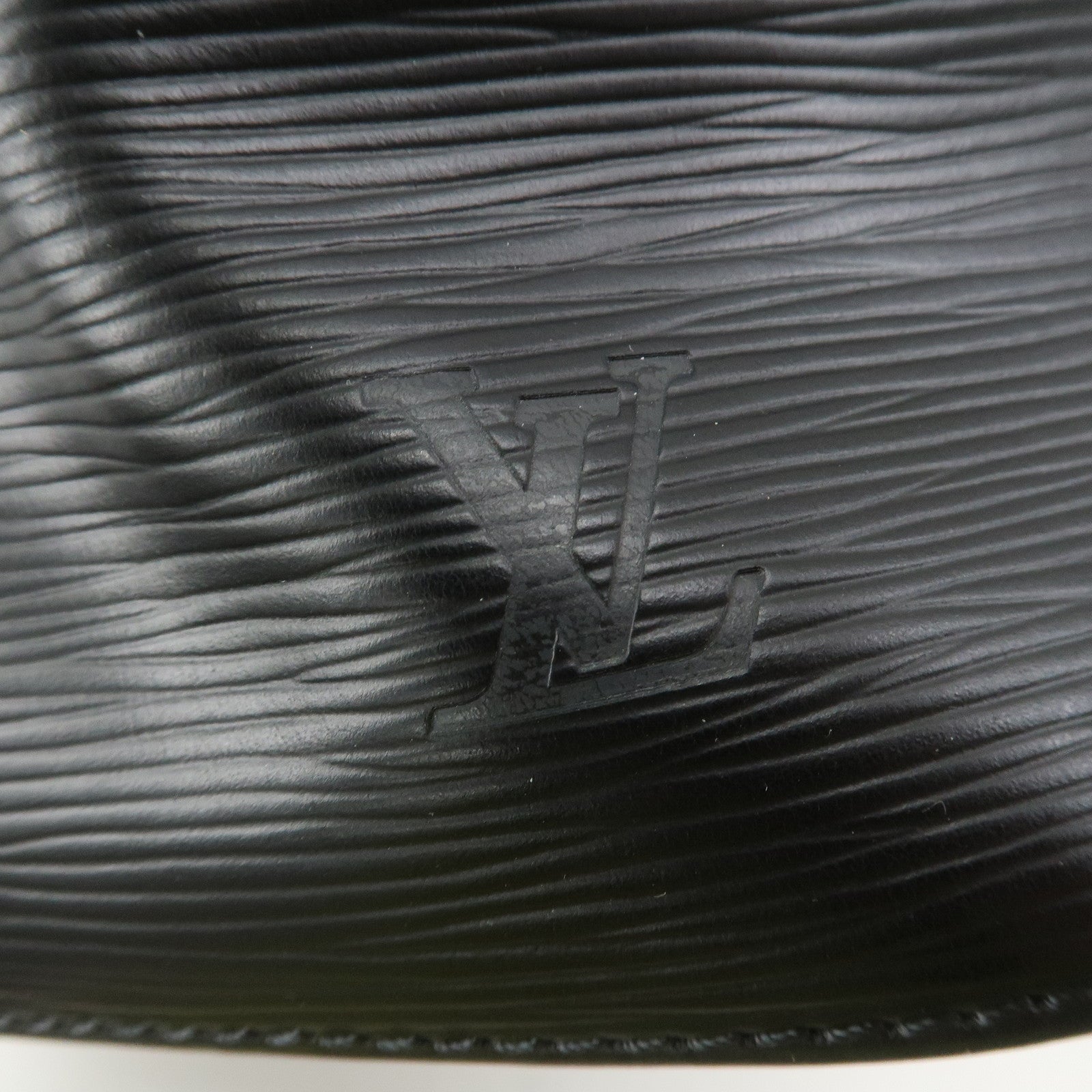 Louis Vuitton Epi Petit Noe Shoulder Bag Noir Black M44102