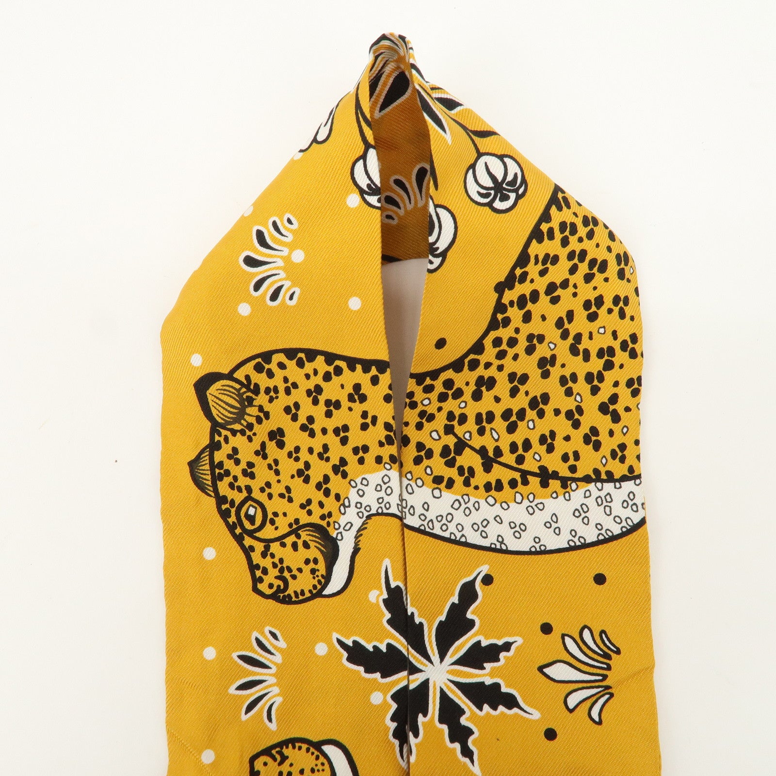HERMES Silk 100% Twilly Scarf LES LEOPARDS Yellow Black White