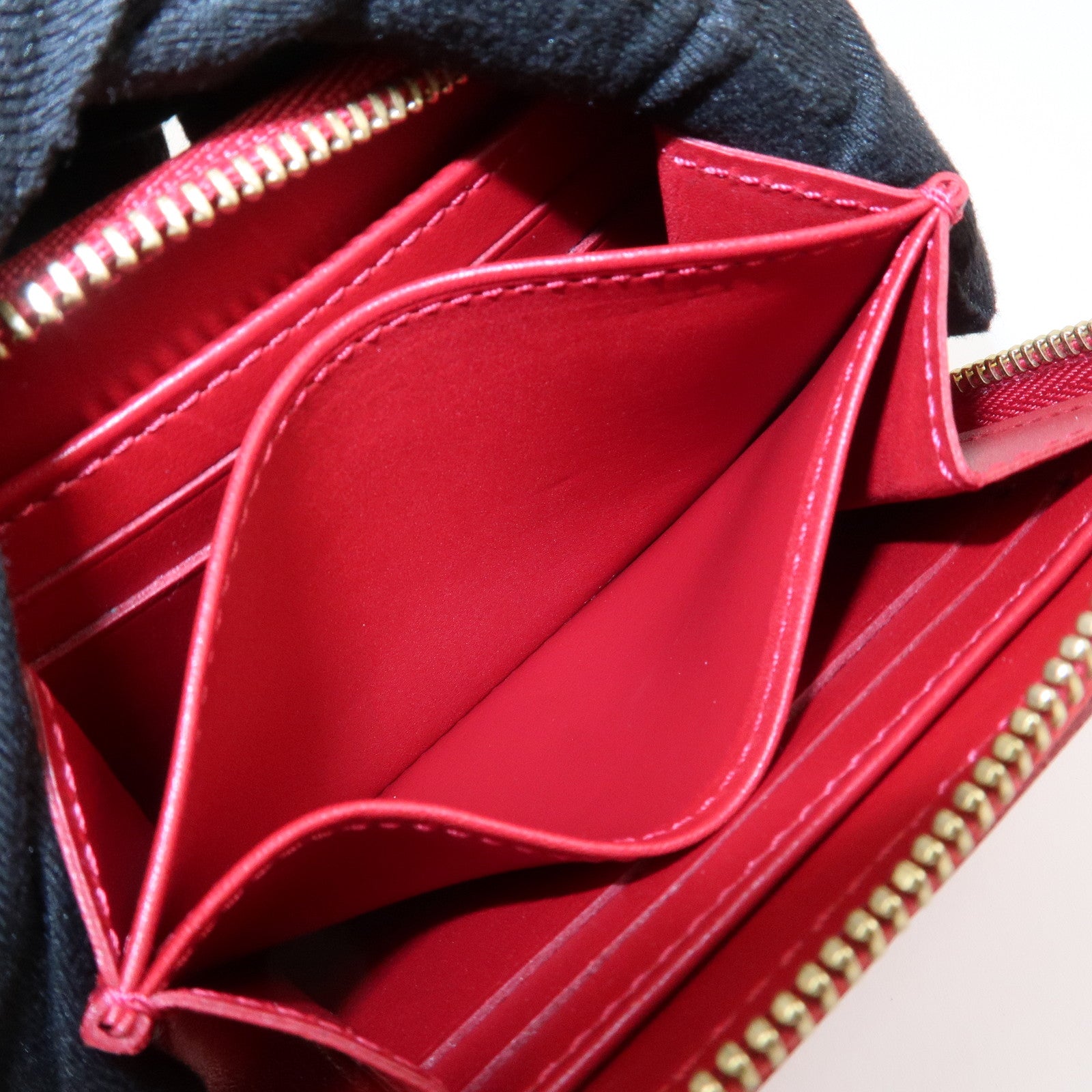 Louis Vuitton Monogram Vernis Leather Zippy Coin Purse Red M93608 Used