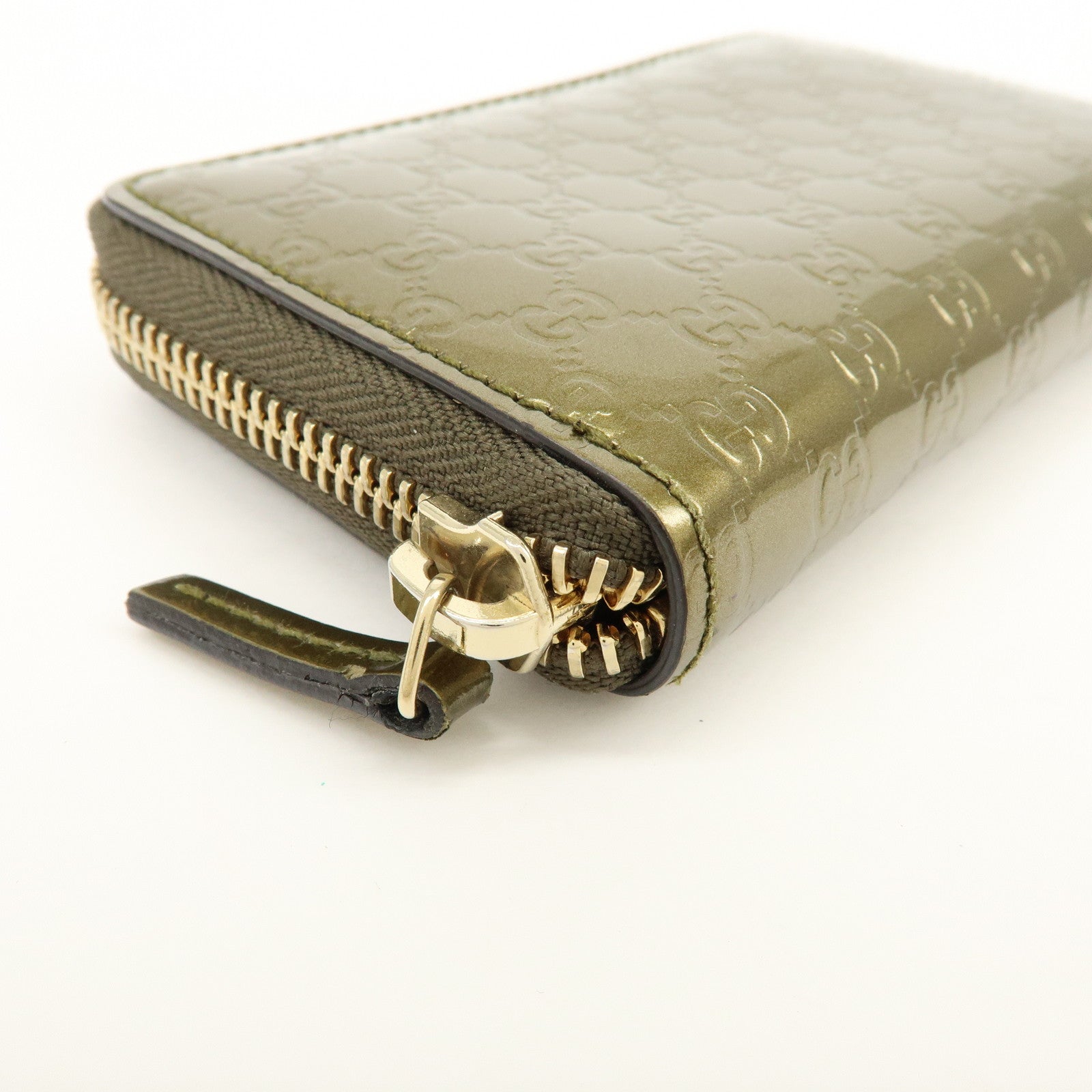 GUCCI Microguccissima Leather Round Zippy Coin Case Khaki 255452