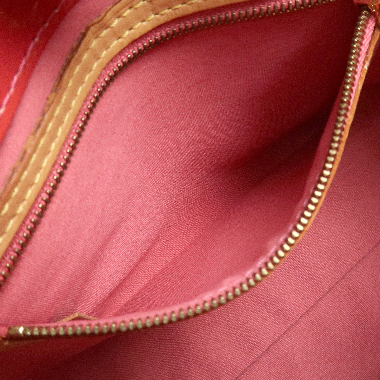 Louis Vuitton Monogram Vernis Lead PM Hand Bag Framboise M9132F