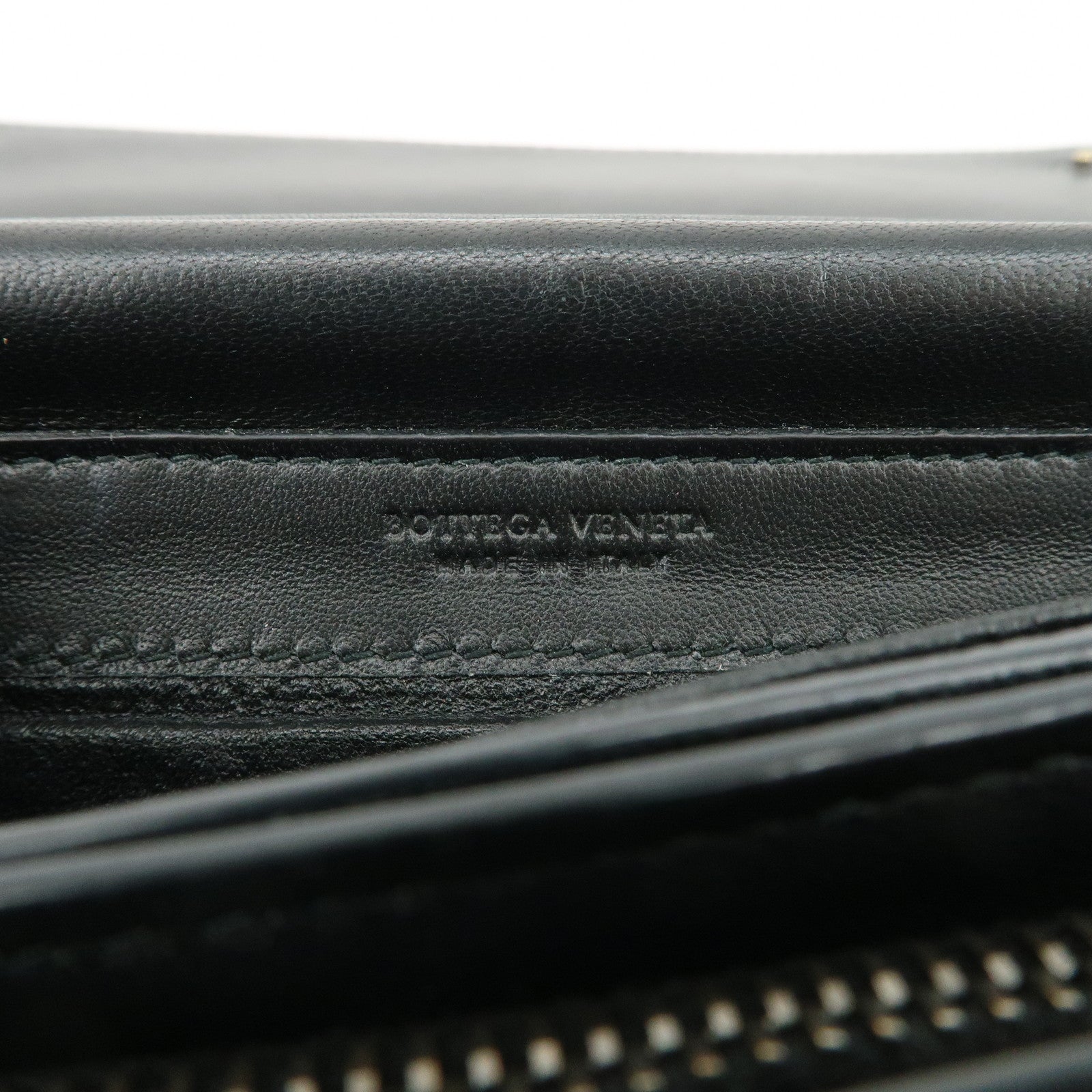 BOTTEGA VENETA Intrecciato Leather Chain Wallet Black