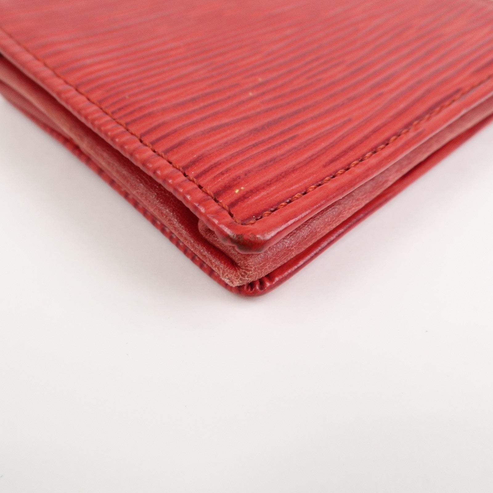 Louis Vuitton Epi Leather Porte Monnaie Boite Castilian Red M63697