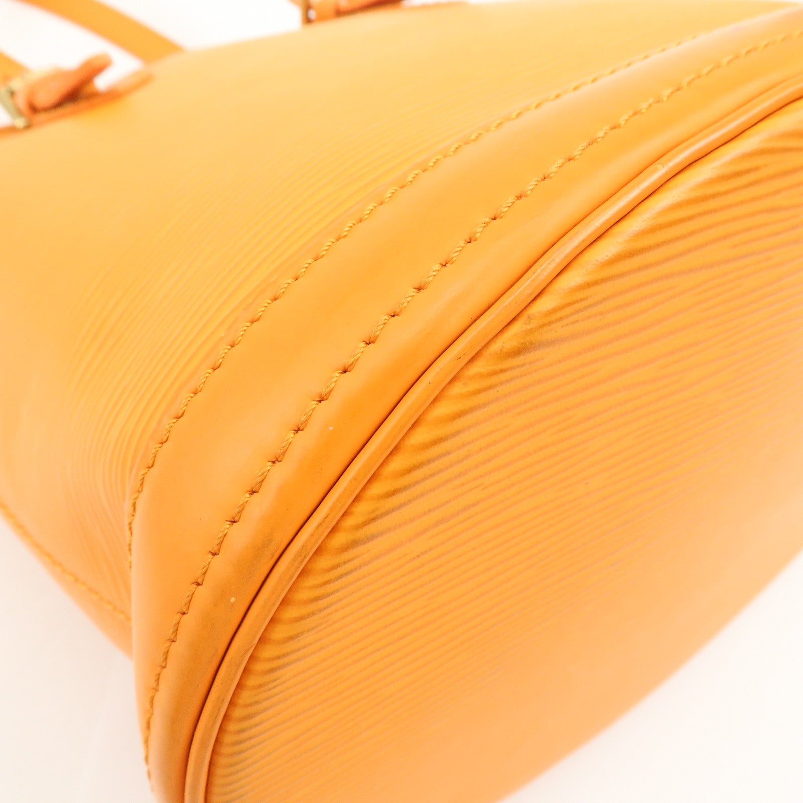 Louis Vuitton Epi Bucket PM Shoulder Bag Tote Bag Mandarin M5899H