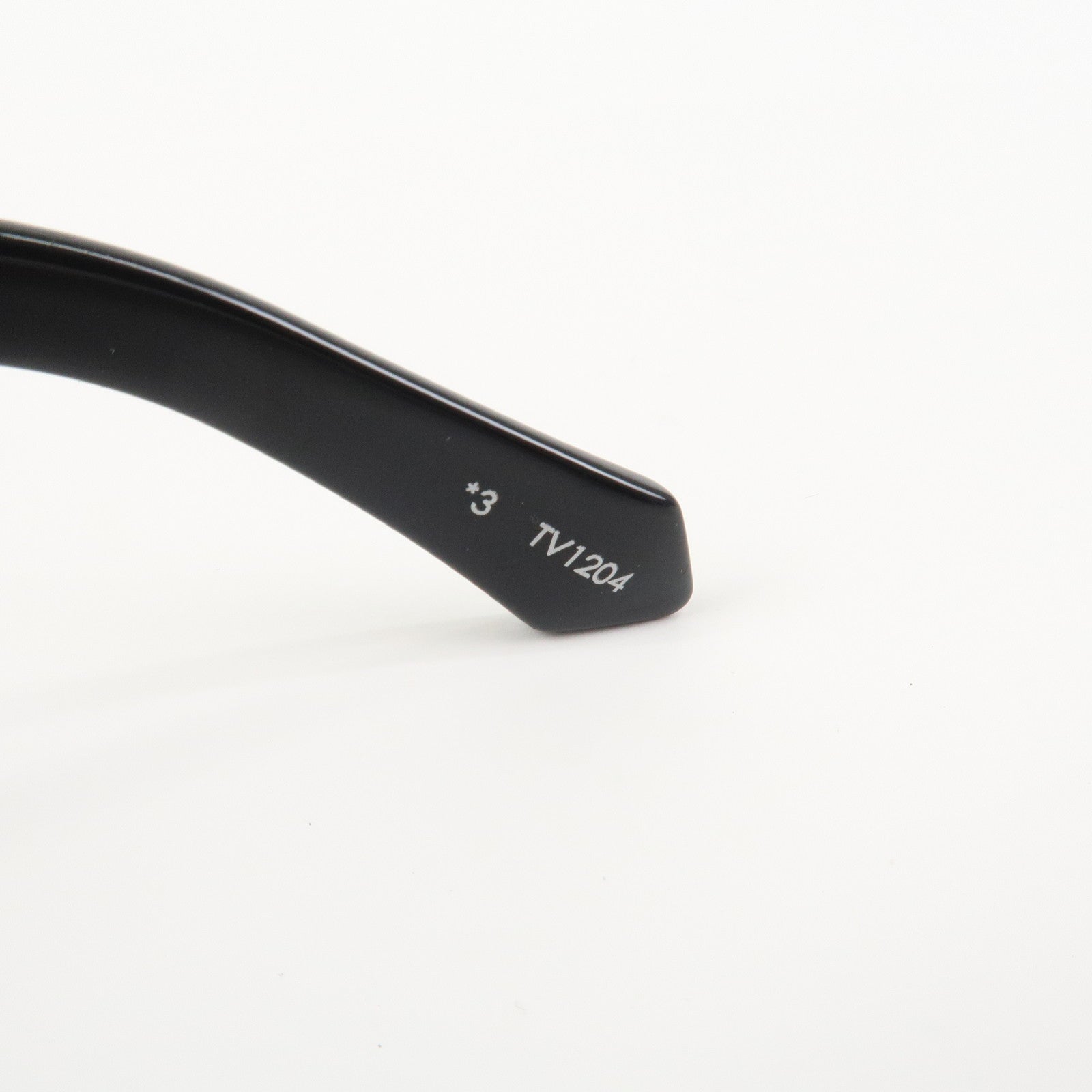 Louis Vuitton LV Sleek Square Plastic Sunglasses Black Z2178E