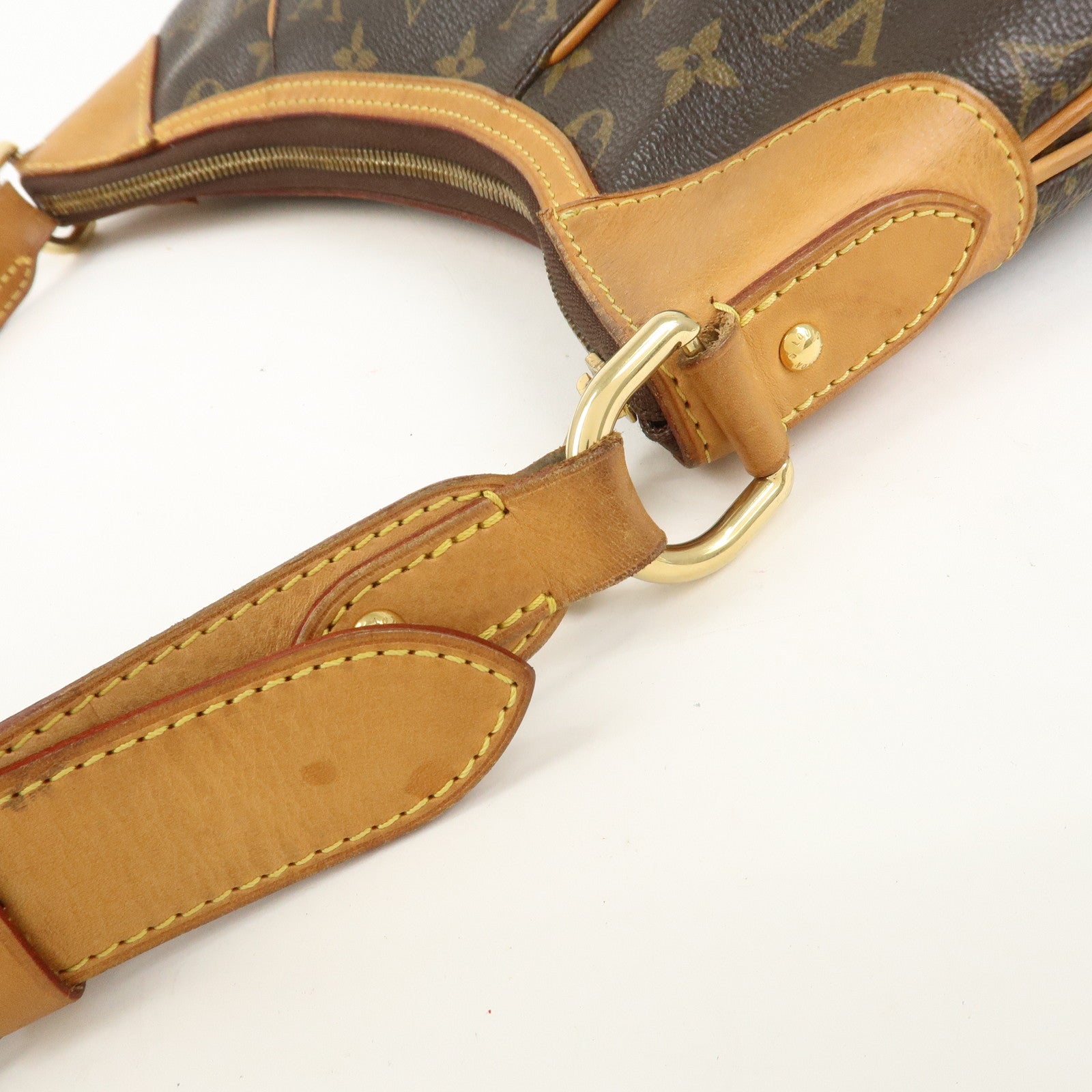 Louis Vuitton Monogram Thames PM Shoulder Bag Brown M56384