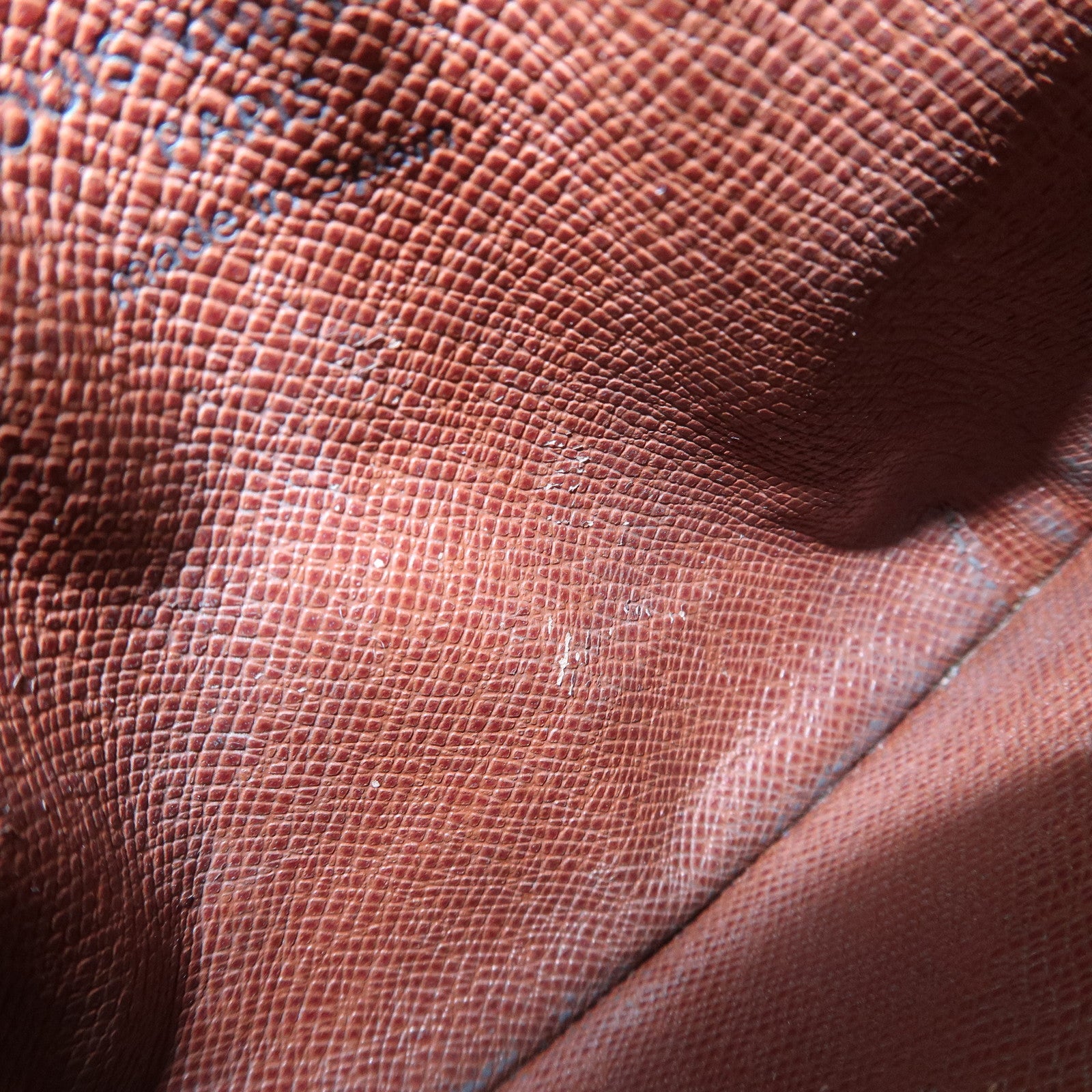 Louis Vuitton Monogram Porte Monnaie Shilling Coin Case M60025 Used