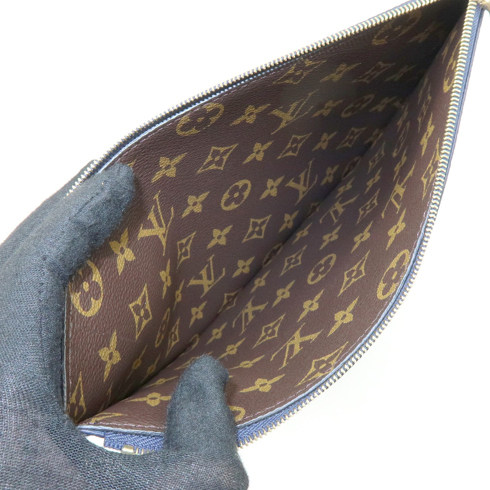 Louis Vuitton Monogram Grain Leather Pouch for Neverfull MM M14994