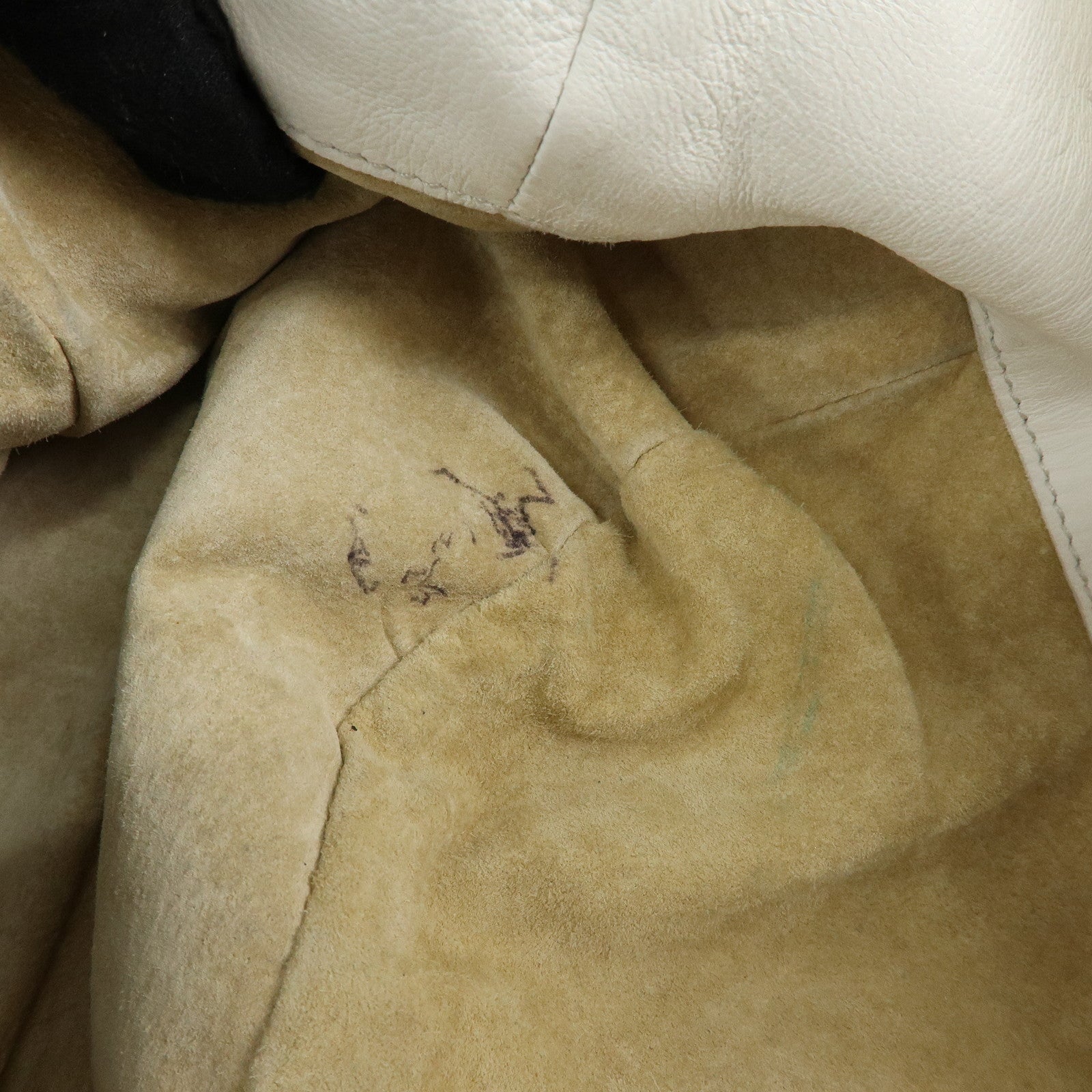 BOTTEGA VENETA Intrecciato Campana Leather Shoulder Bag 125787