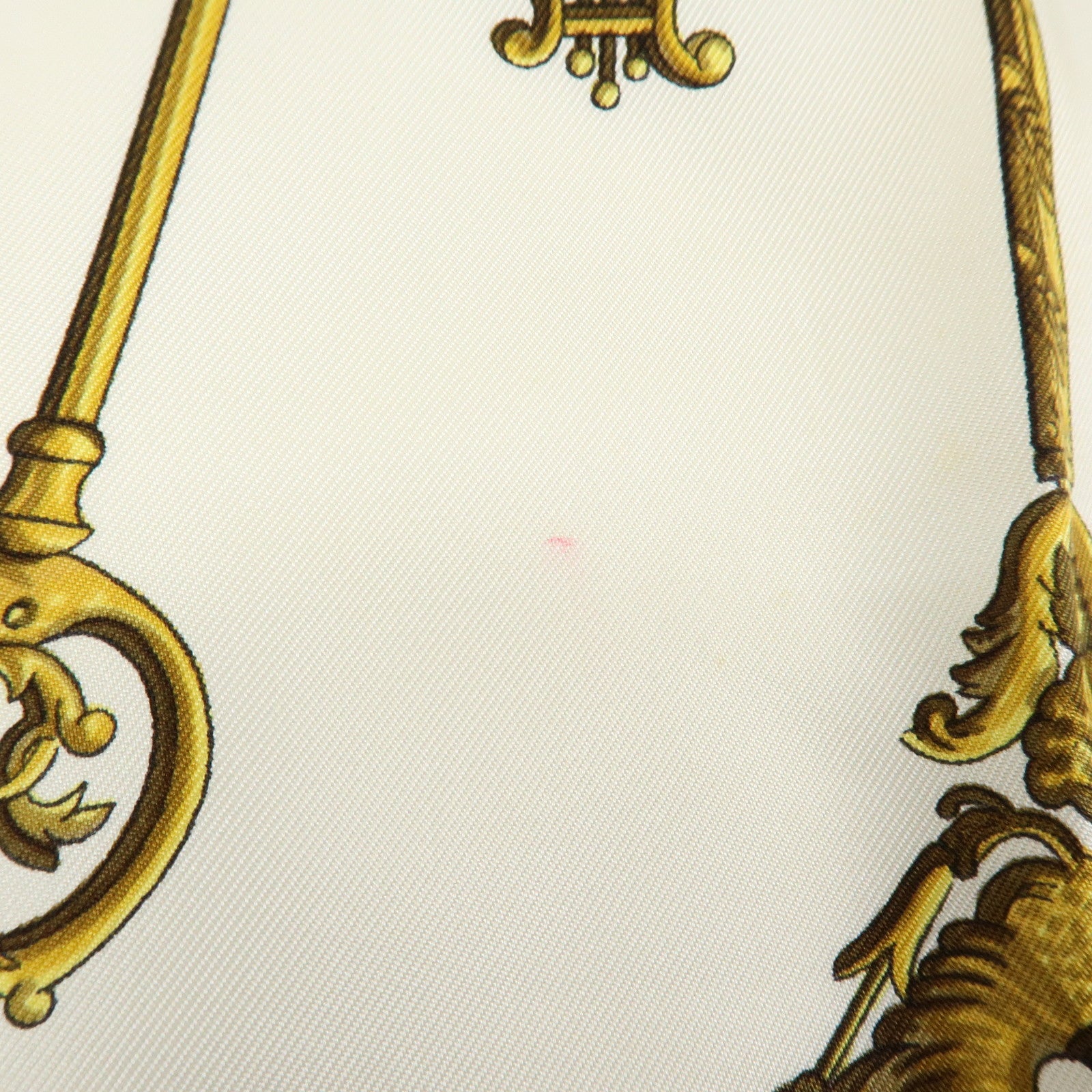 HERMES Carre 90 Silk 100% Scarf LES CLES THE KEYS RARE Black White