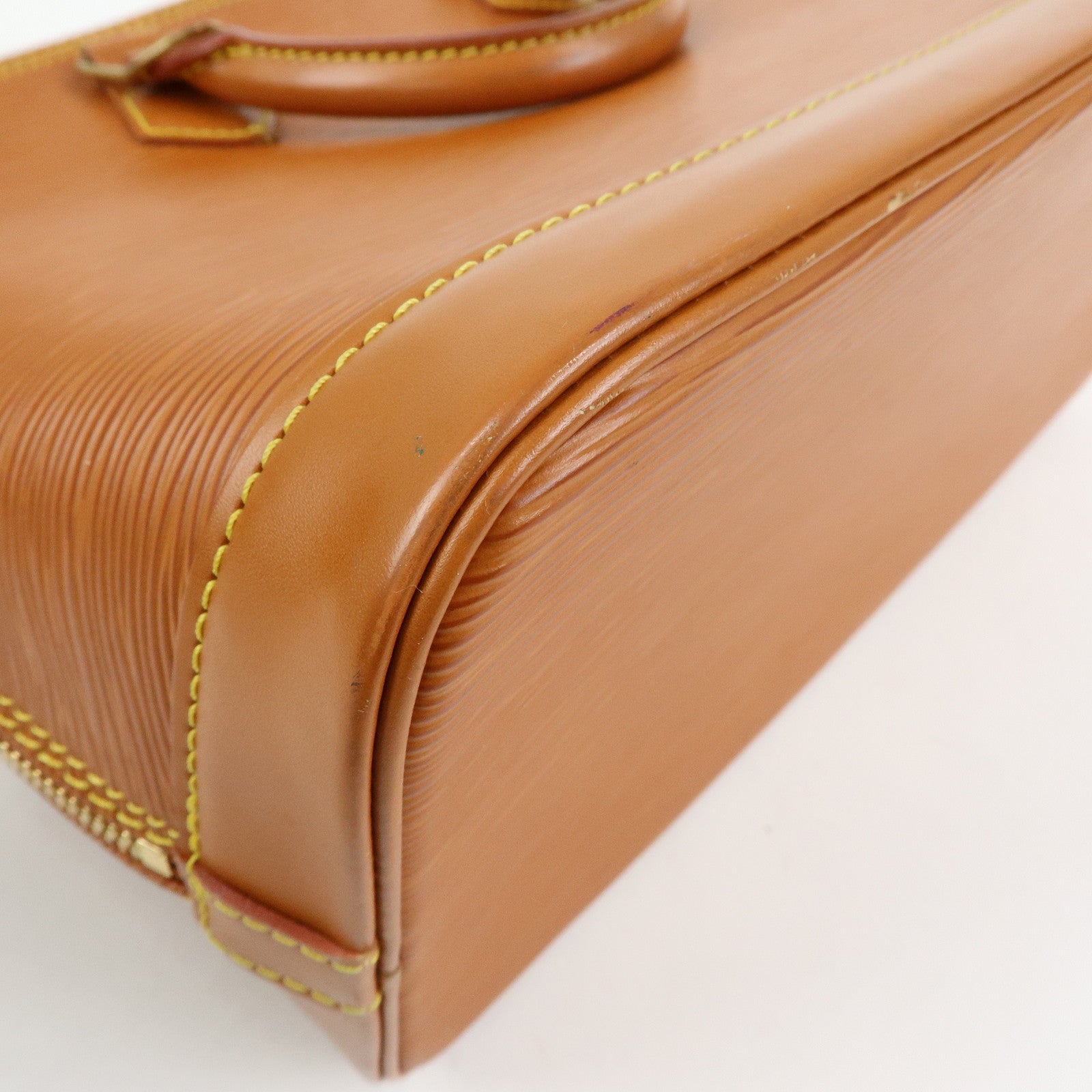 Louis Vuitton Epi Alma PM Lether Hand Bag Zipang Gold M52148