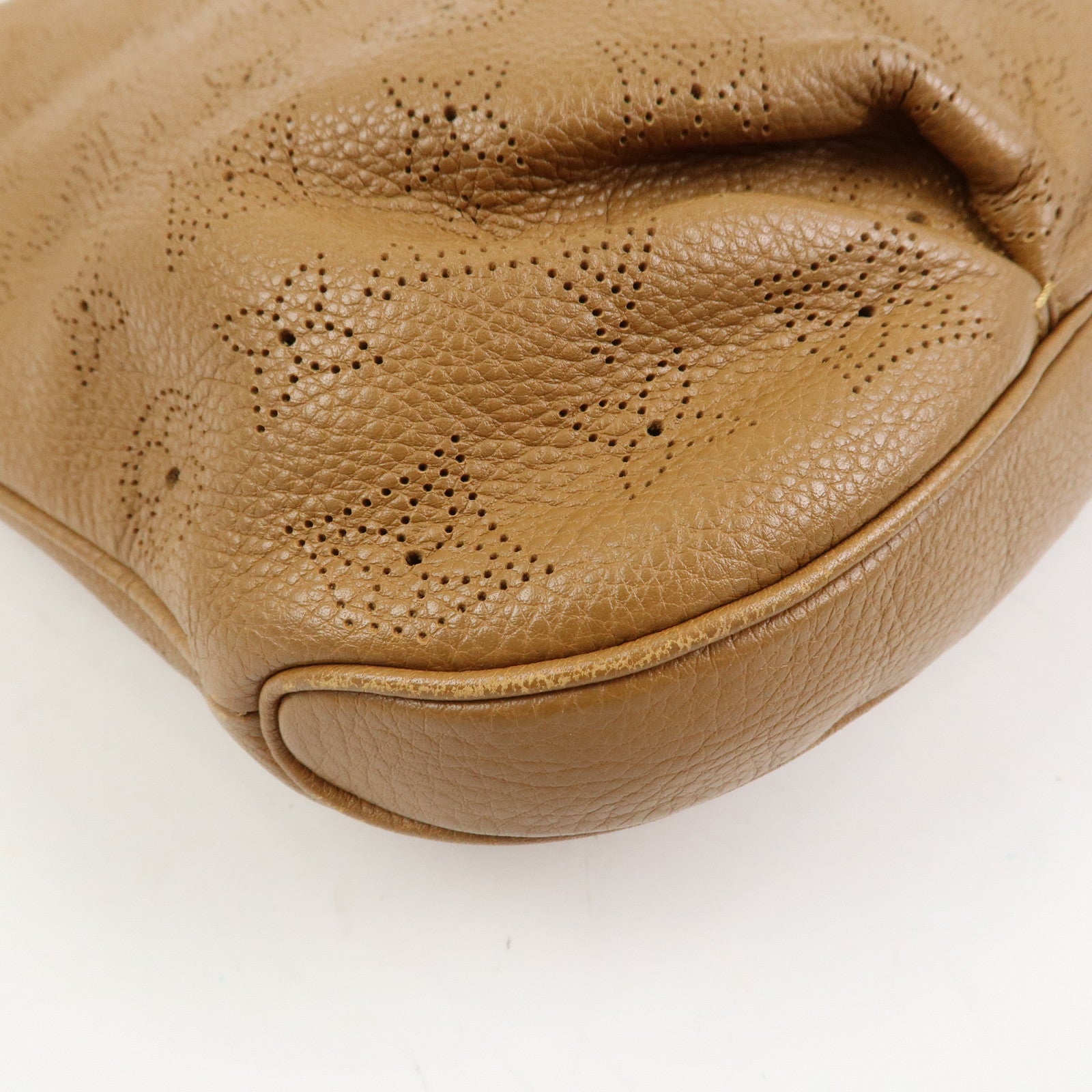 Louis Vuitton Monogram Mahina Selene MM Shoulder Bag Caramel M94214