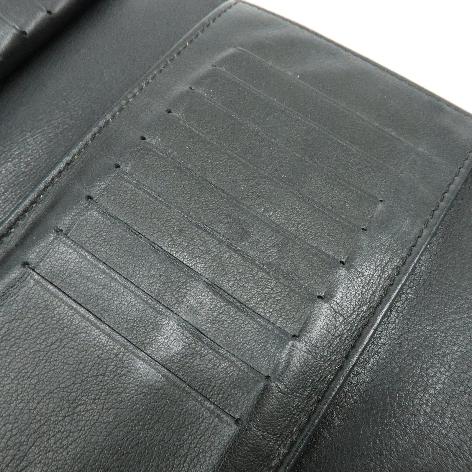 Louis Vuitton Monogram Mahina Portefeuille Amelia Wallet M95549