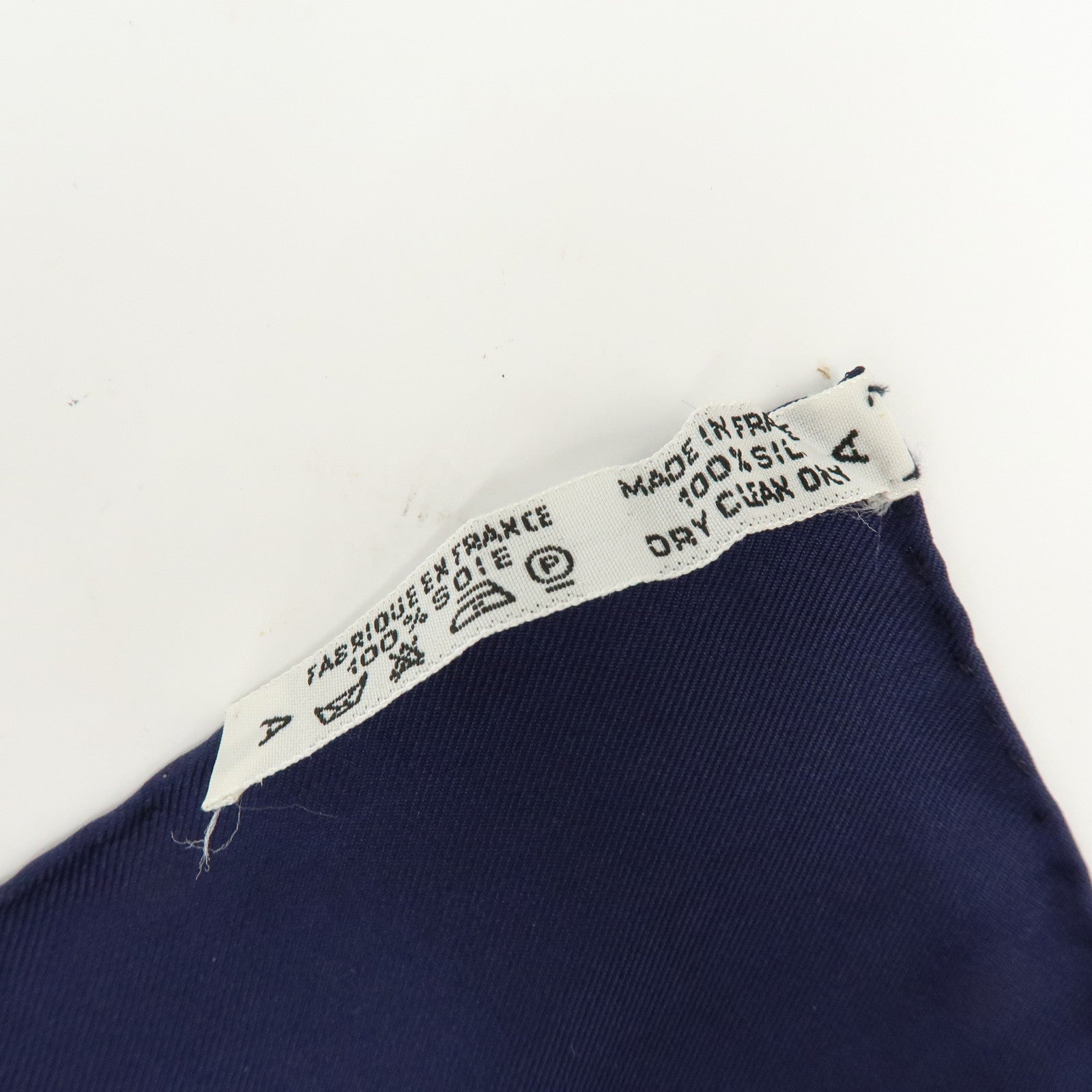 HERMES Carre 90 Silk 100% Scarf Eperon d'or Navy Red