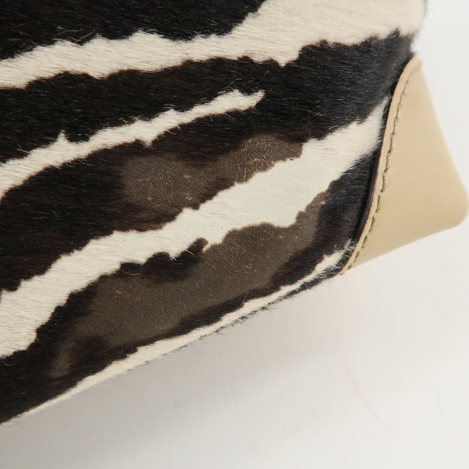 GUCCI Craft Unborn Calf Leather Tote Bag Zebra Pattern Beige 23793 Used