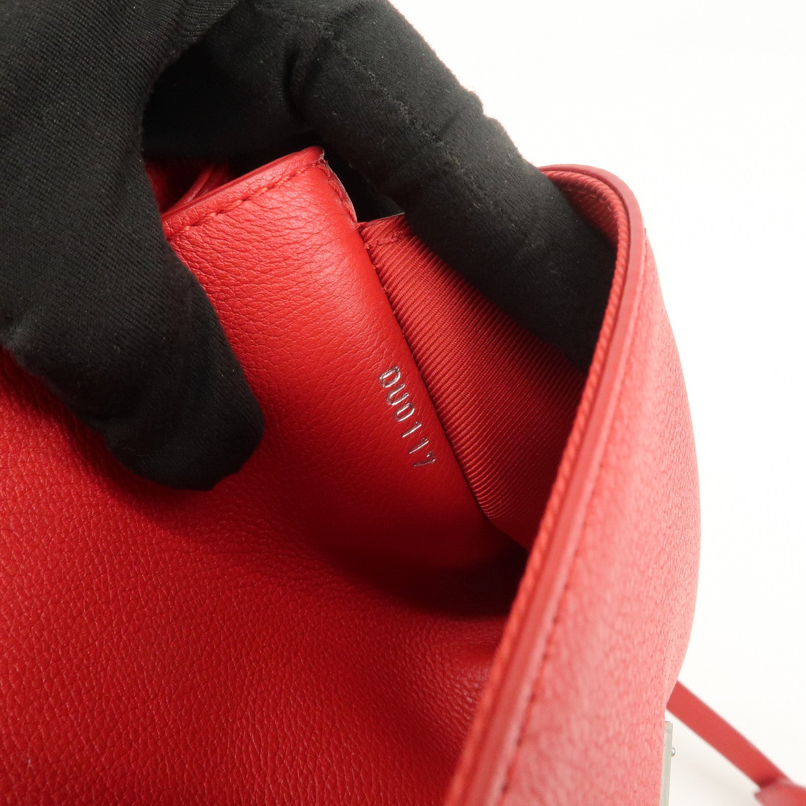 Louis Vuitton Calf Leather My Lockme BB 2Way Hand Bag Ruby M51419