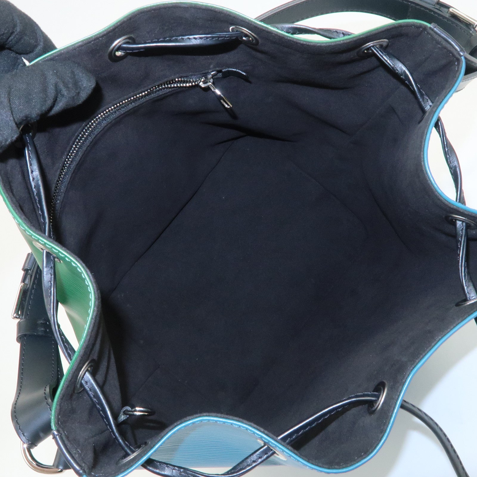 Louis Vuitton Epi Petit Noe Tricolor Leather Shoulder Bag M40880