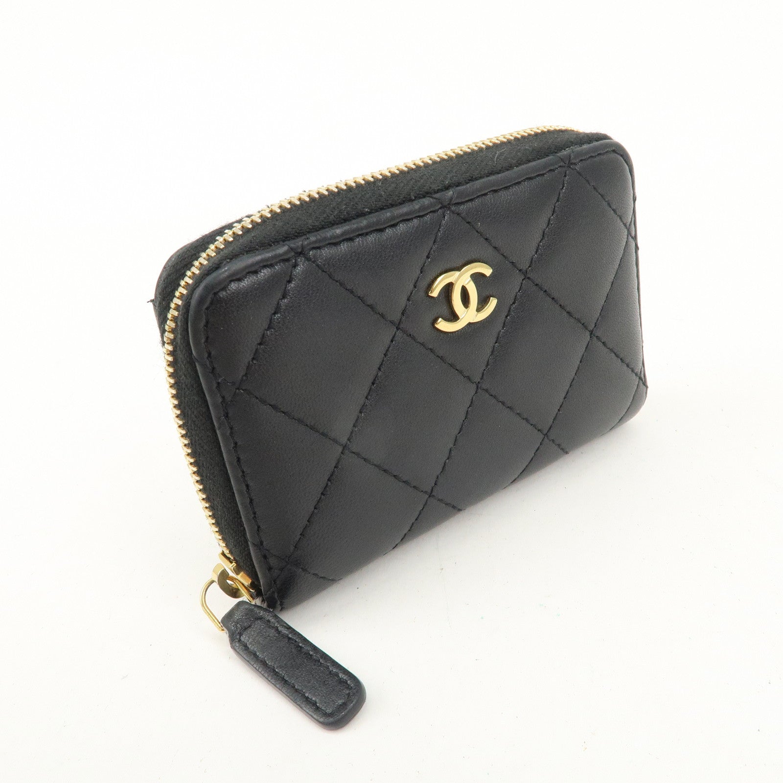 CHANEL Matelasse Lamb Skin Round Zippy Coin Case Black A84511 Used
