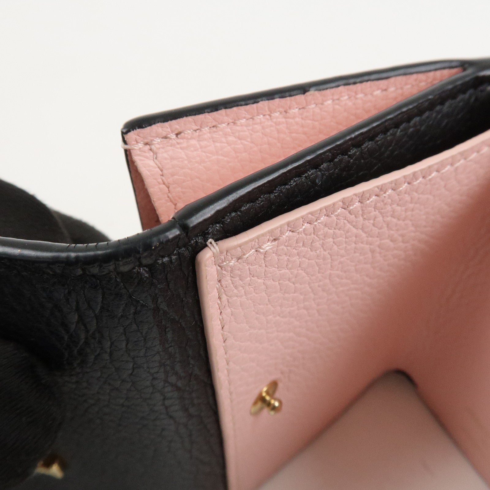 Louis Vuitton Lock Me Portefeuille Lock Mini Leather Wallet M80984 Used