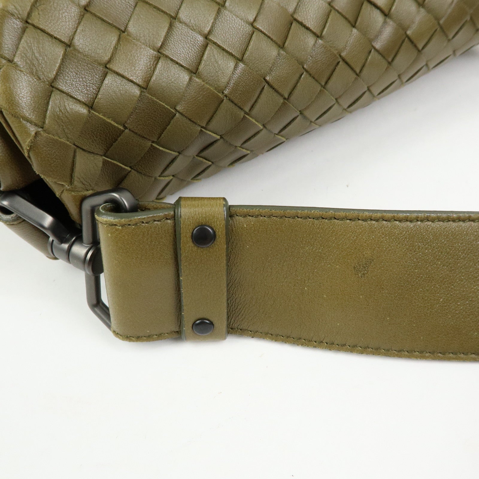 BOTTEGA VENETA Intrecciato Leather Shoulder Bag Khaki 142467