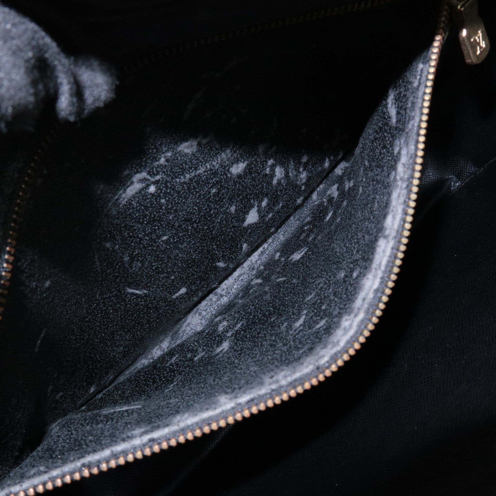 Louis Vuitton Epi Trocadero 27 Shoulder Bag Noir Black M52302