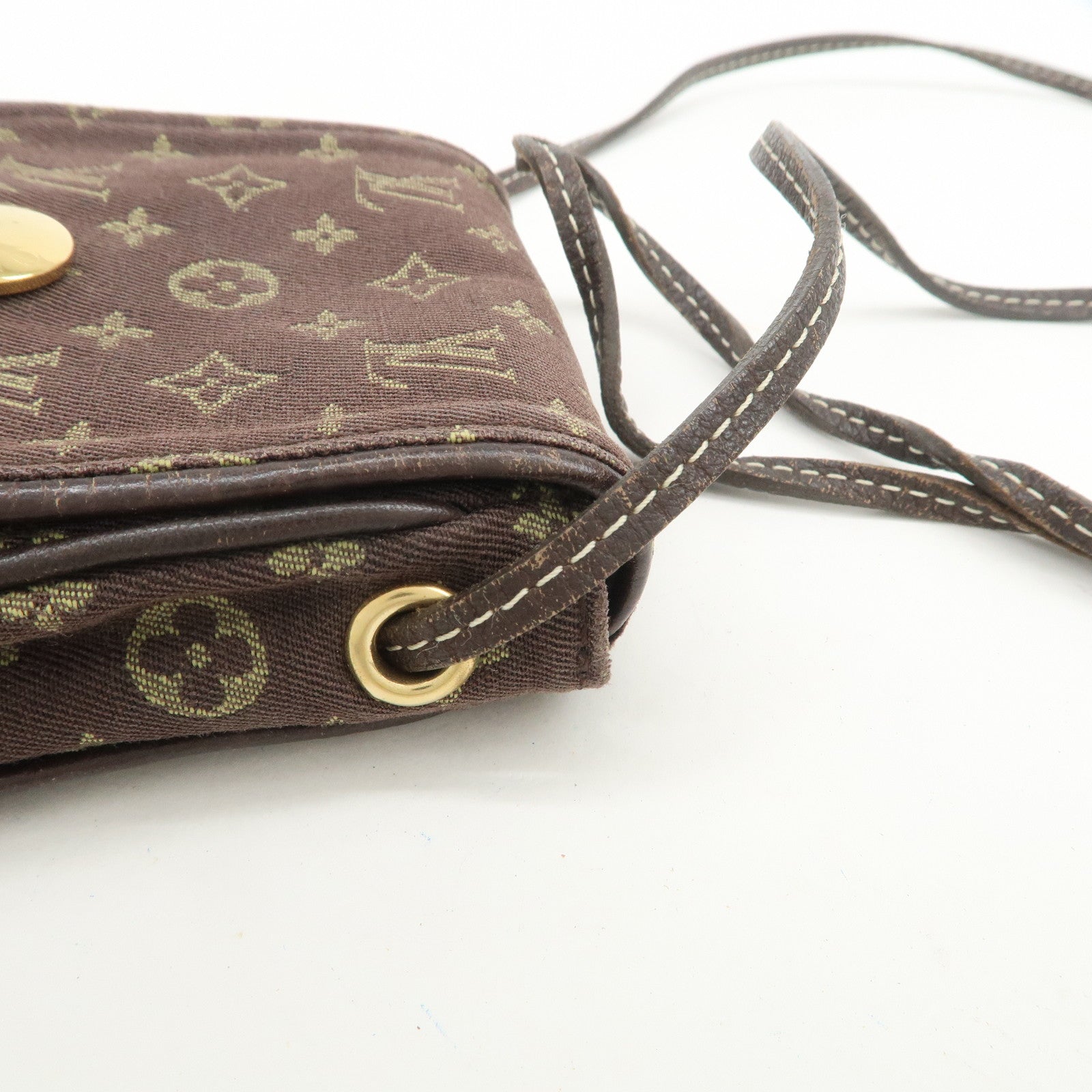 Louis Vuitton Monogram Mini Lin Pochette Cancun Ebene M95313
