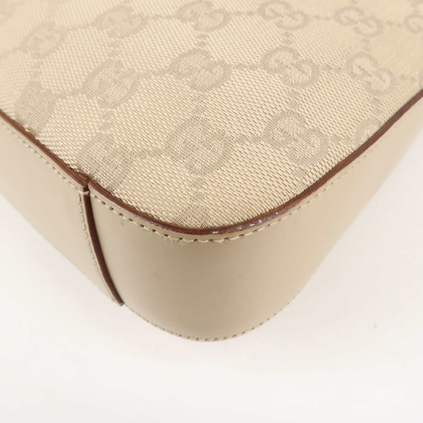 GUCCI GG Canvas Leather Shoulder Bag Beige Silver HDW 01233 Used