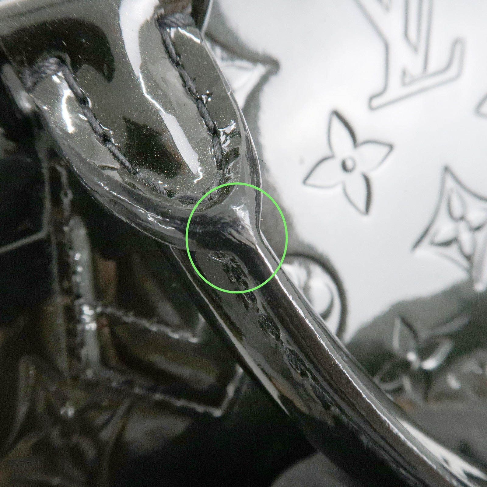 Louis Vuitton Monogram Vernis Leather Montana Hand Bag Noir M90060