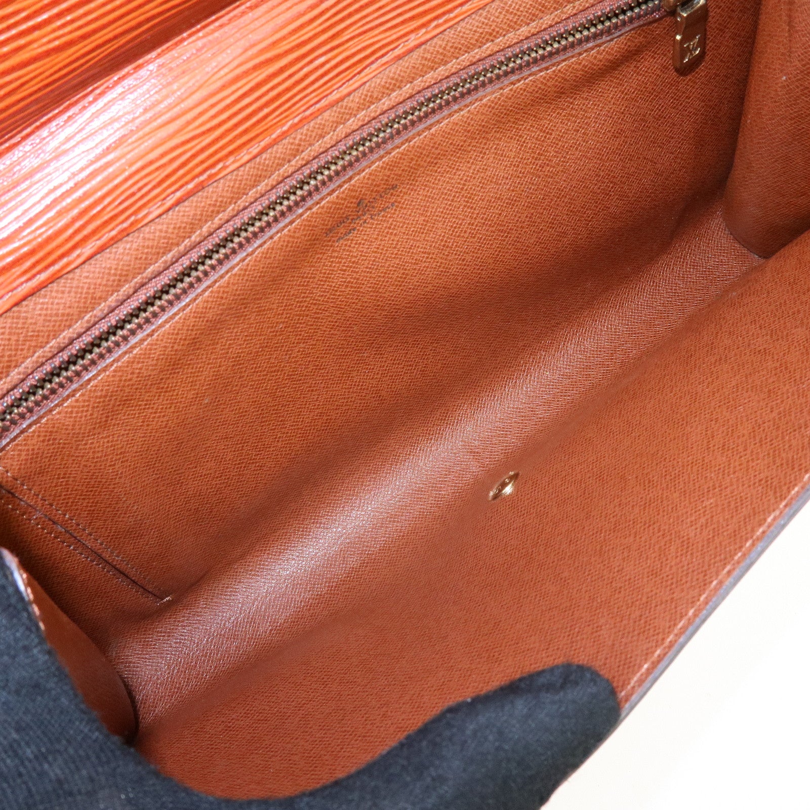 Louis Vuitton Epi Leather Art Deco Clutch Bag Kenya Brown M52633