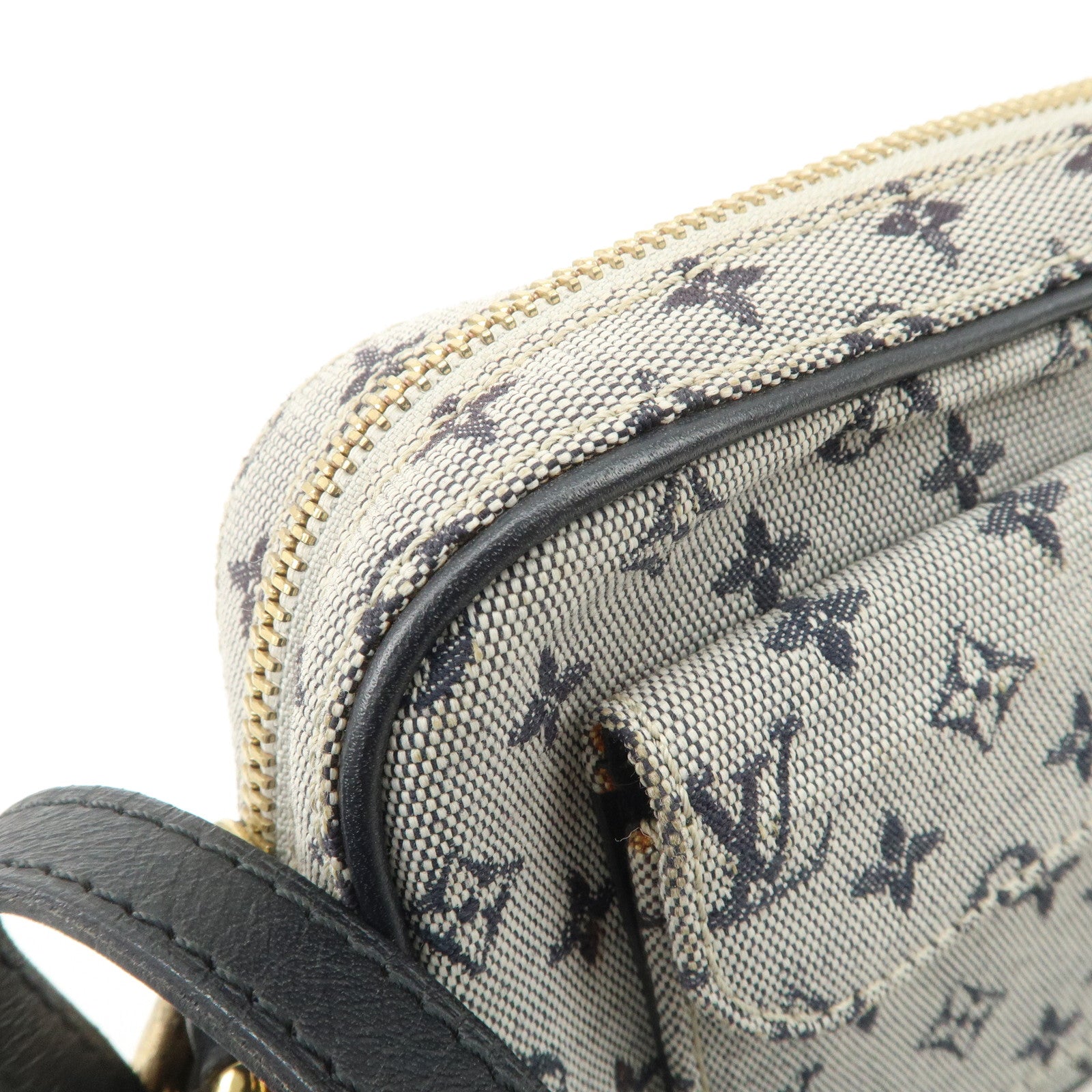 Louis Vuitton Monogram Mini Canvas Juliette MM Shoulder Bag M92315