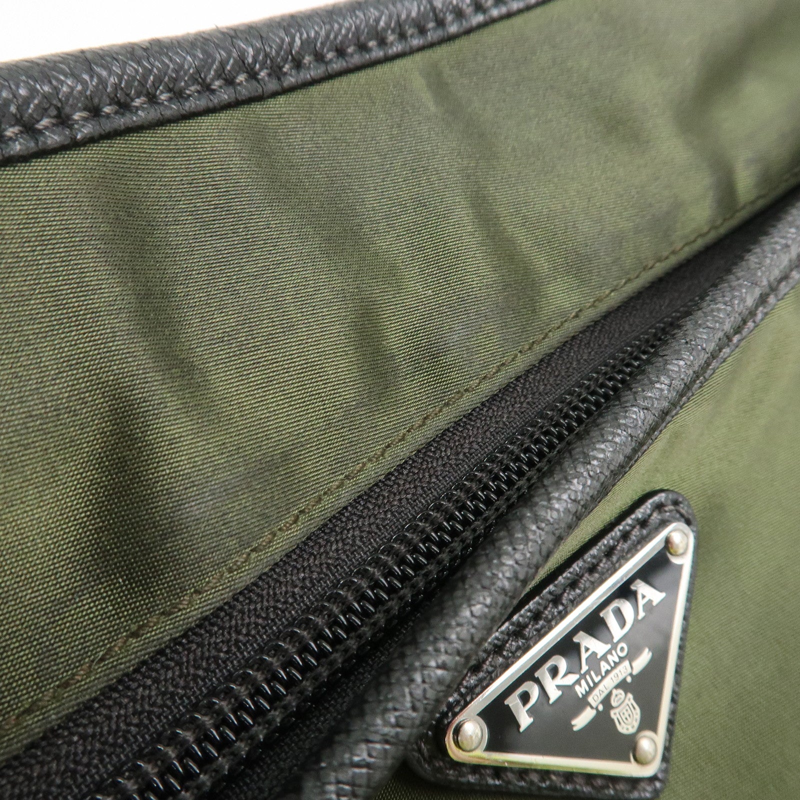 PRADA Triangle Logo TESSUTO+SAFFIAN Leather Nylon Shoulder Bag 2VH797 Used