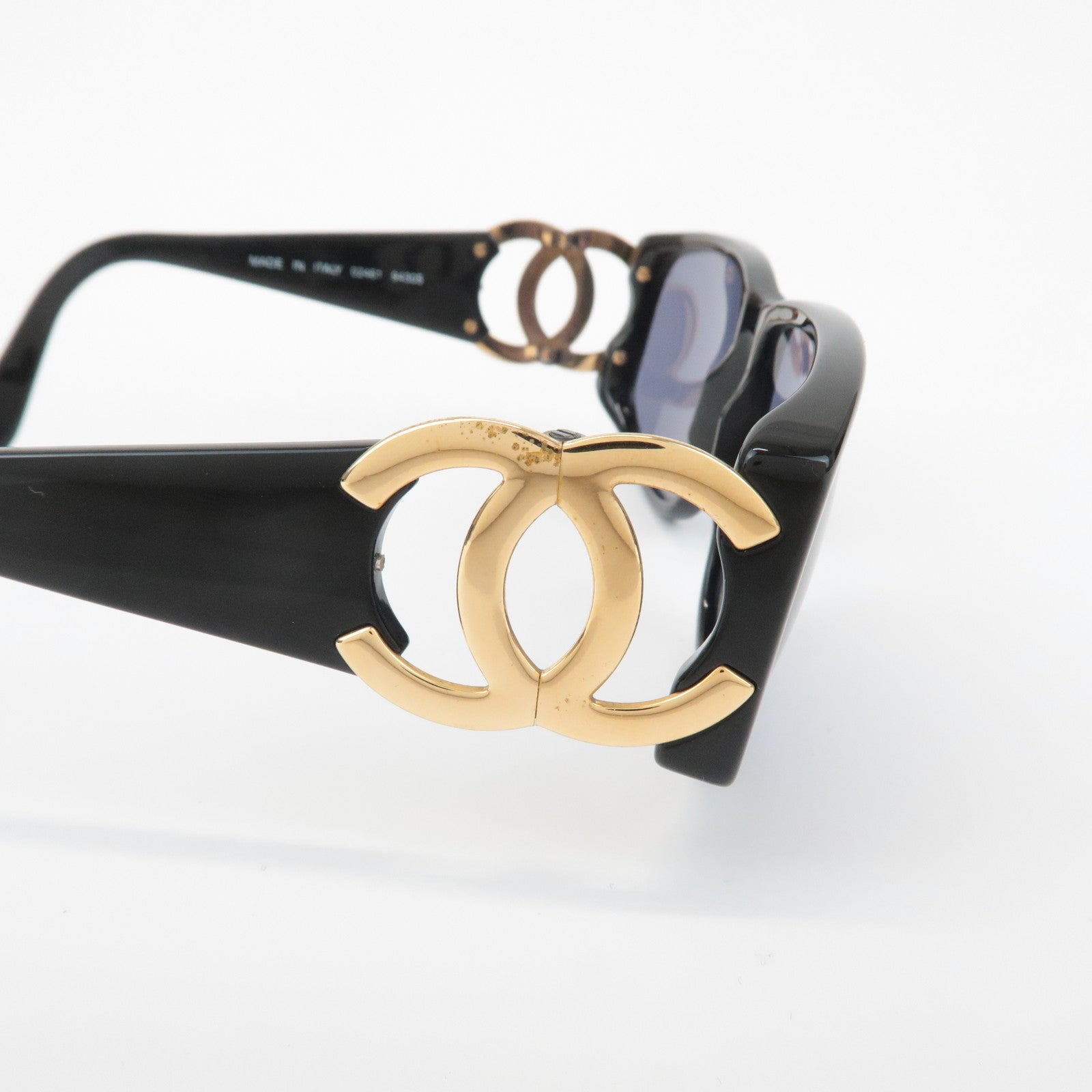 CHANEL COCO Mark Plastic Sunglasses Black Gold 02461 94305 Used