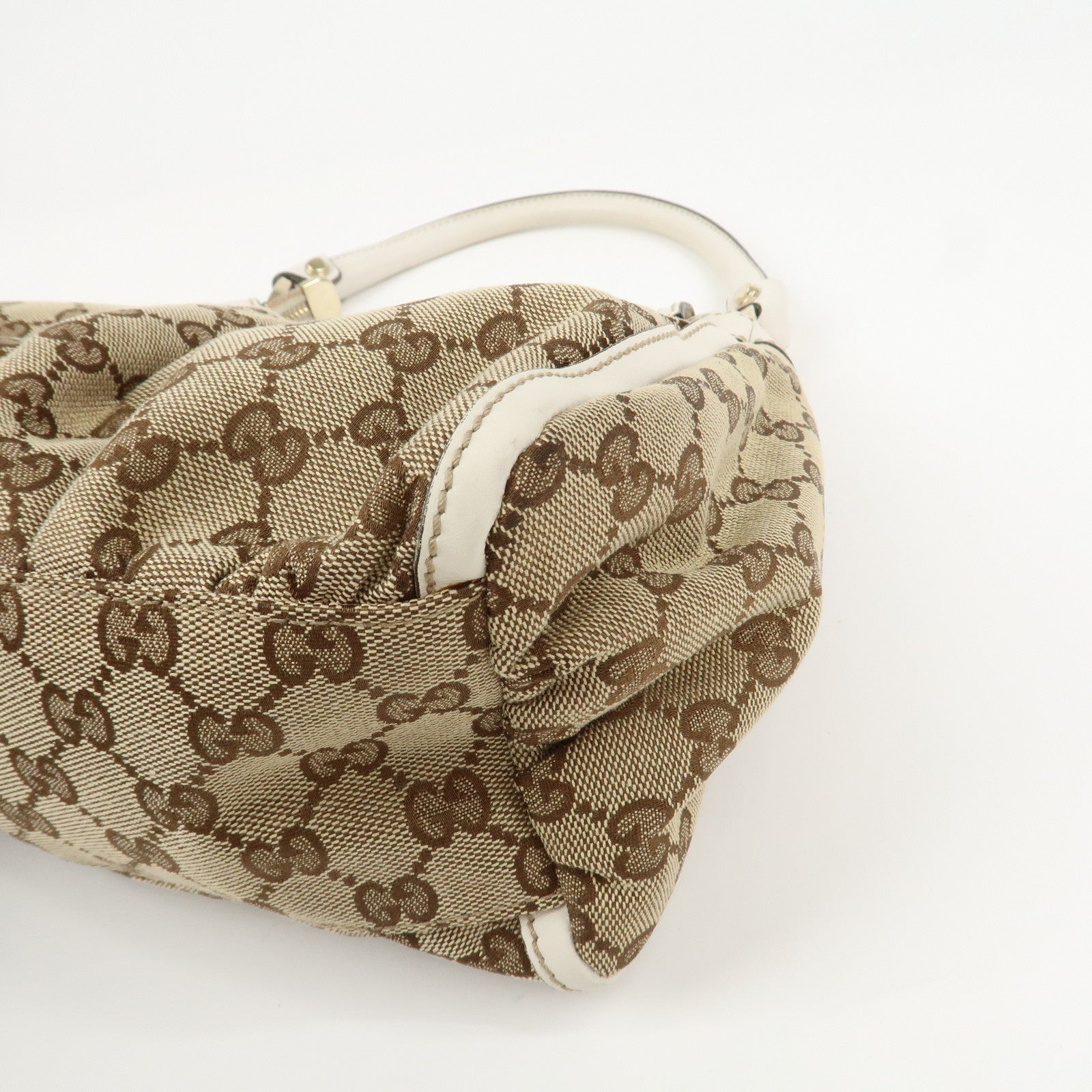 GUCCI Abbey GG Canvas Leather Shoulder Bag Beige White 190525