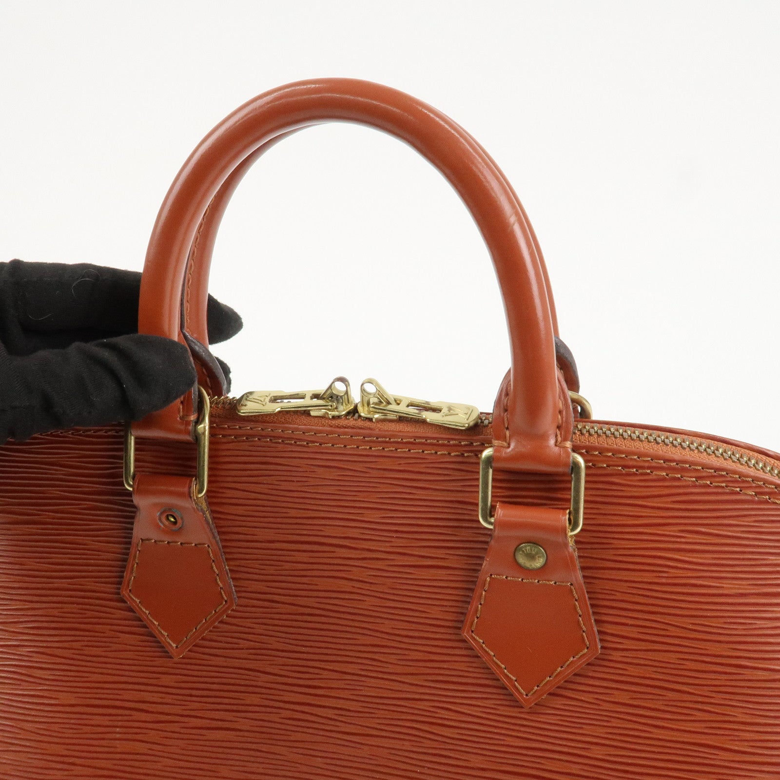 Louis Vuitton Epi Leather Alma Hand Bag Kenya Brown M52143 Used