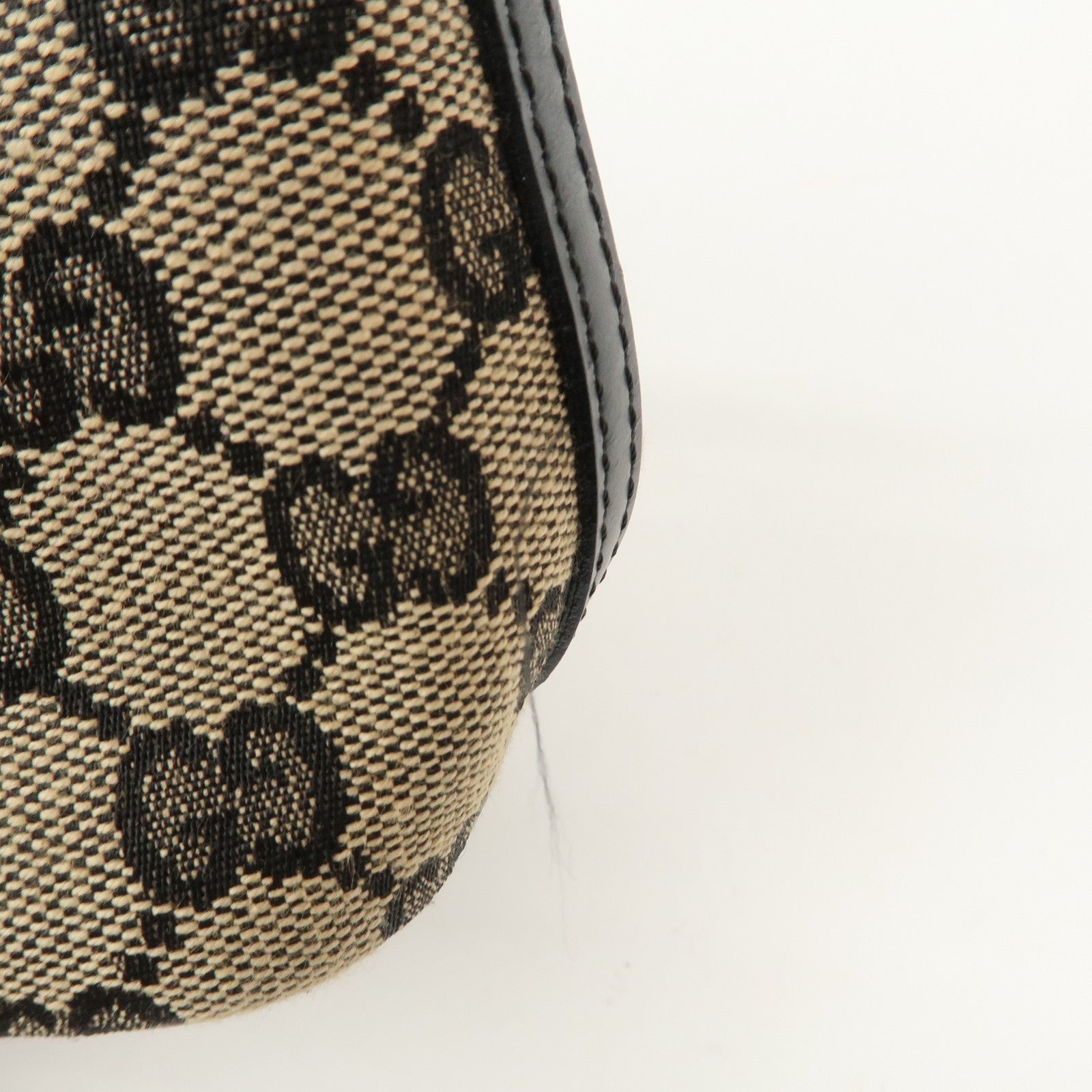 GUCCI Boat Bag GG Monogram Canvas Pouch Hand Bag Beige 039.1103