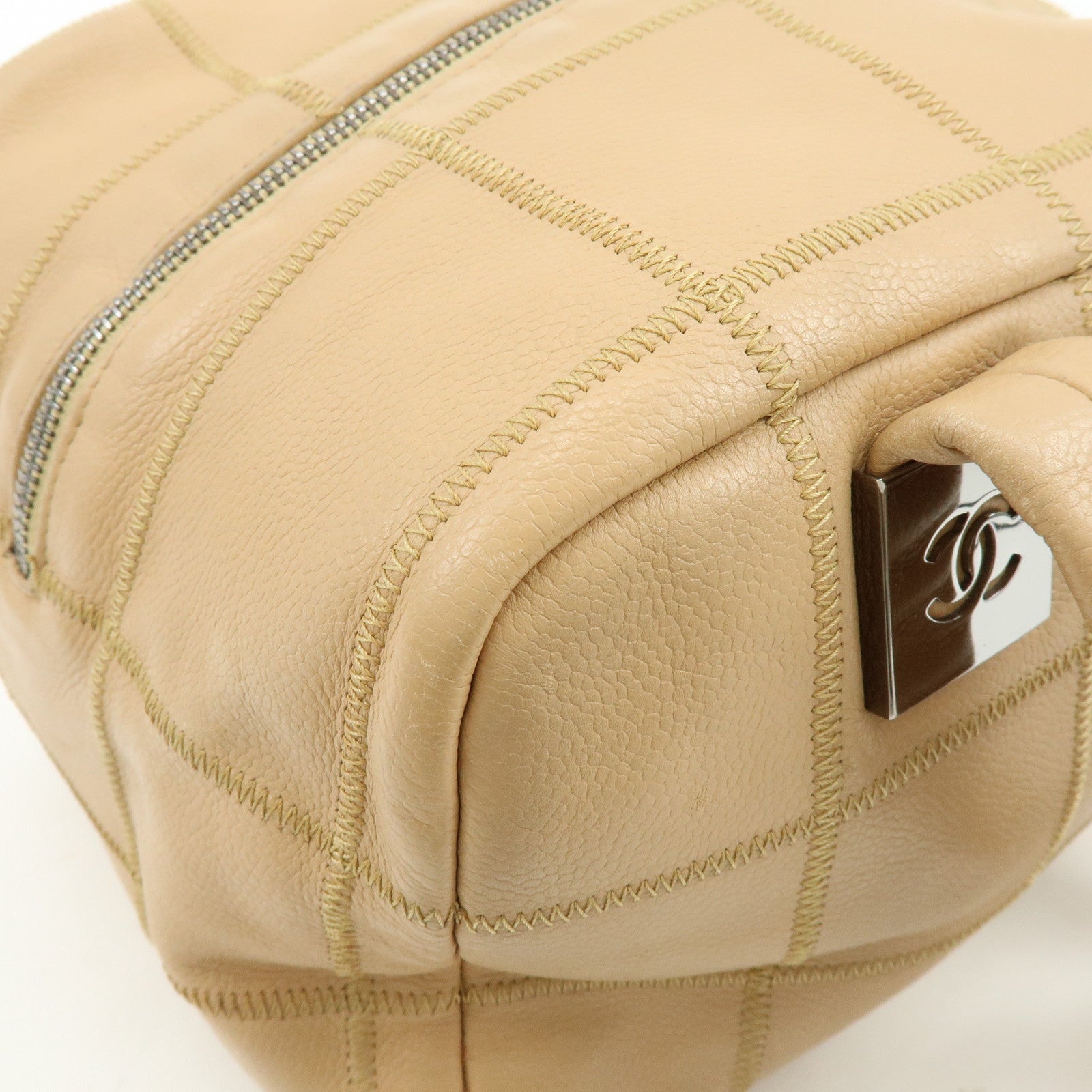 CHANEL Chocolate Bar COCO Mark Caviarskin Hand Bag Beige