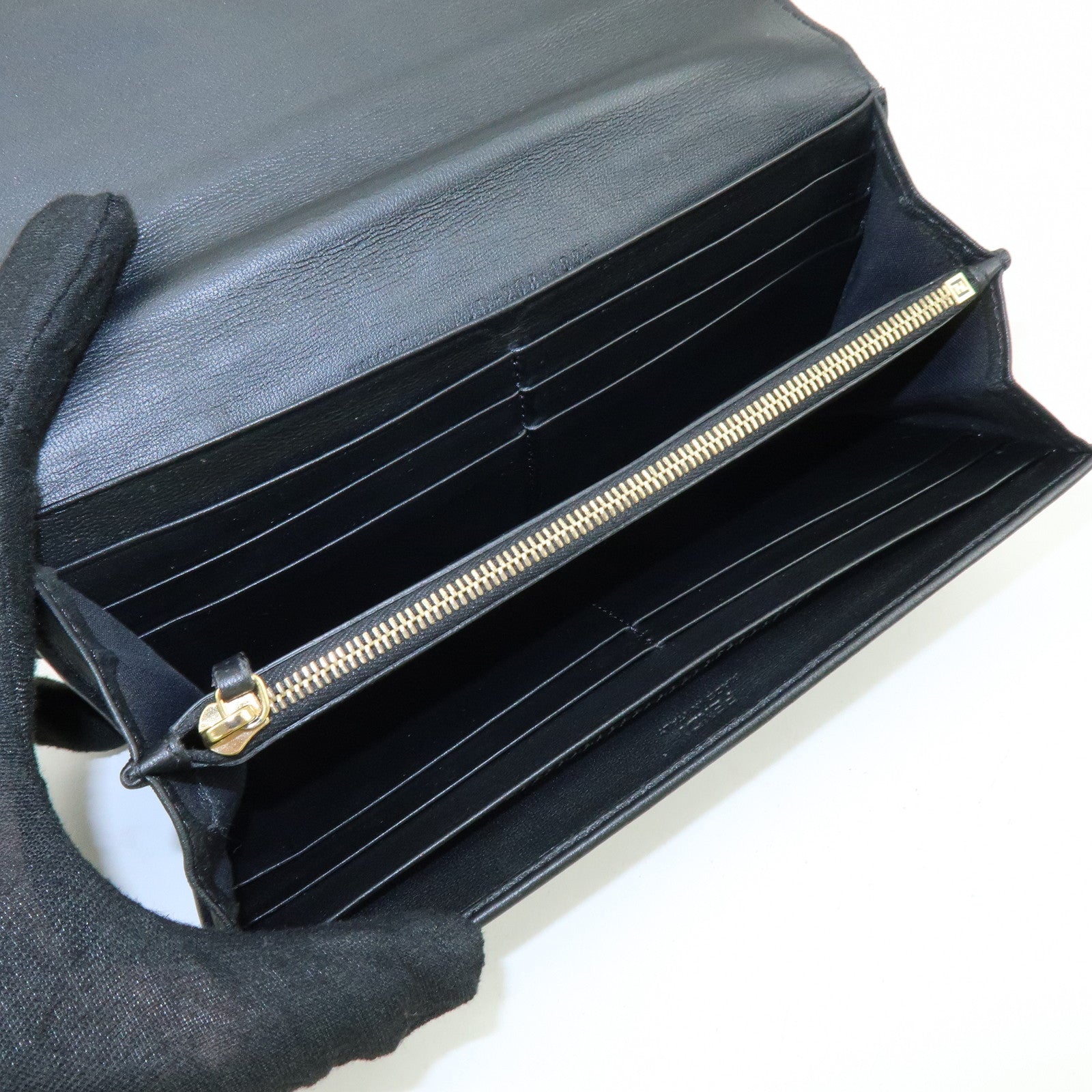 FENDI Zucca Leather Continental Long Wallet Black 8M0251