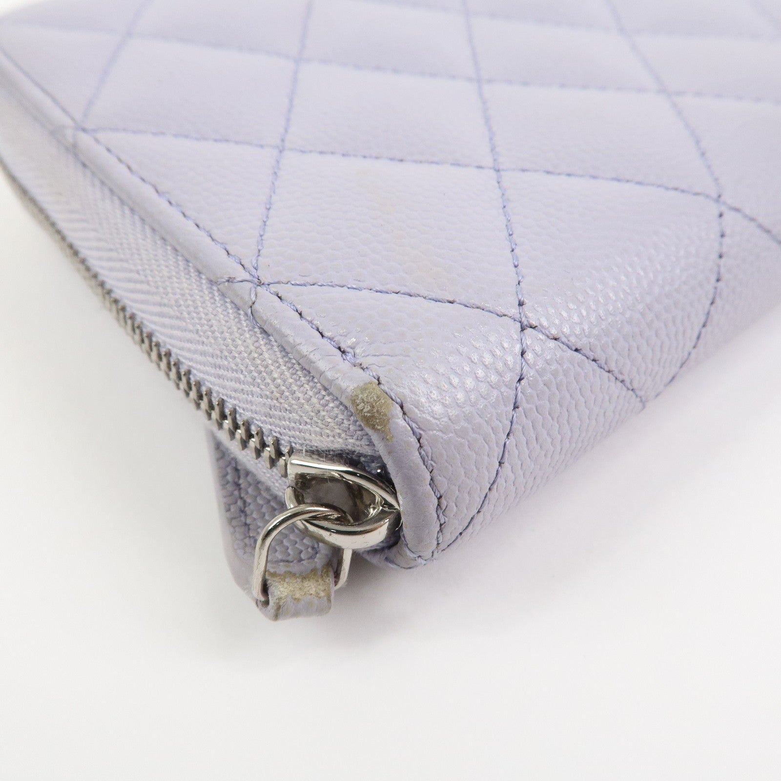 CHANEL Matelasse Caviarskin Round Zippy Wallet Lavender AP0242