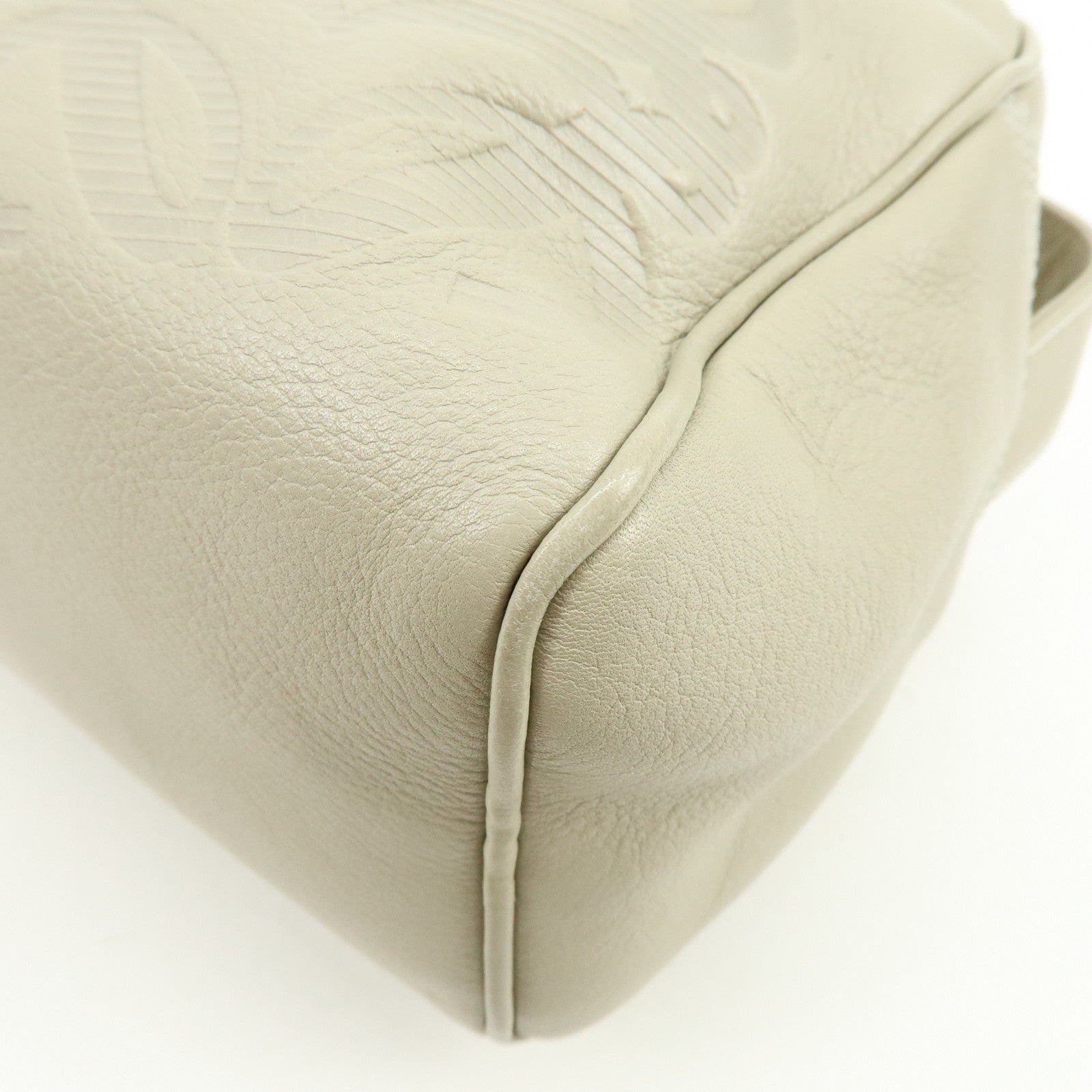 LOEWE Anagram Leather Shoulder Bag Crossbody Bag Ivory