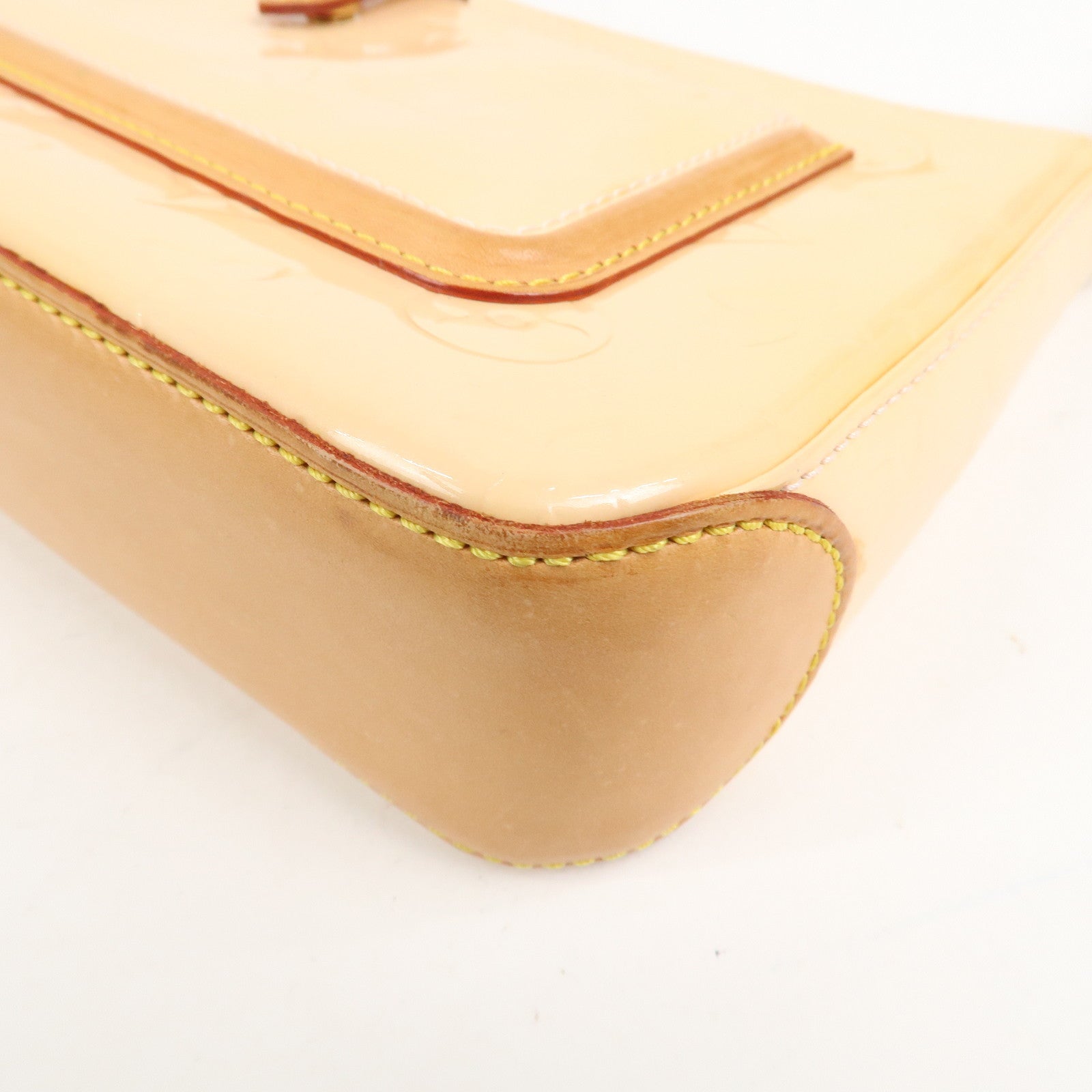 Louis Vuitton Monogram Vernis Mallory Square Hand Bag Pink M91292