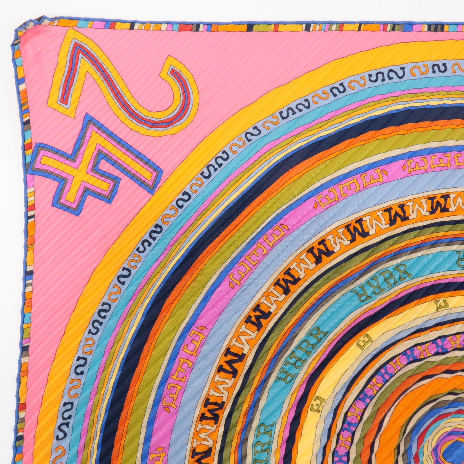 HERMES Carre Pleats Silk 100% Scarf FRANCE PARIS 24 Fbg Used