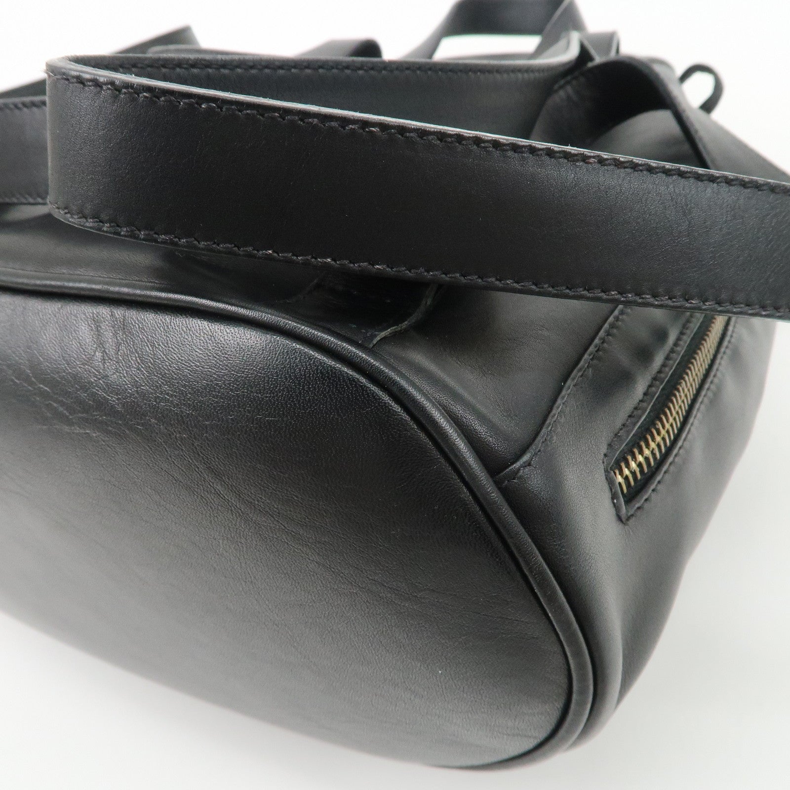 Ferragamo Gancini Leather Backpack Rucksack Black BV216148