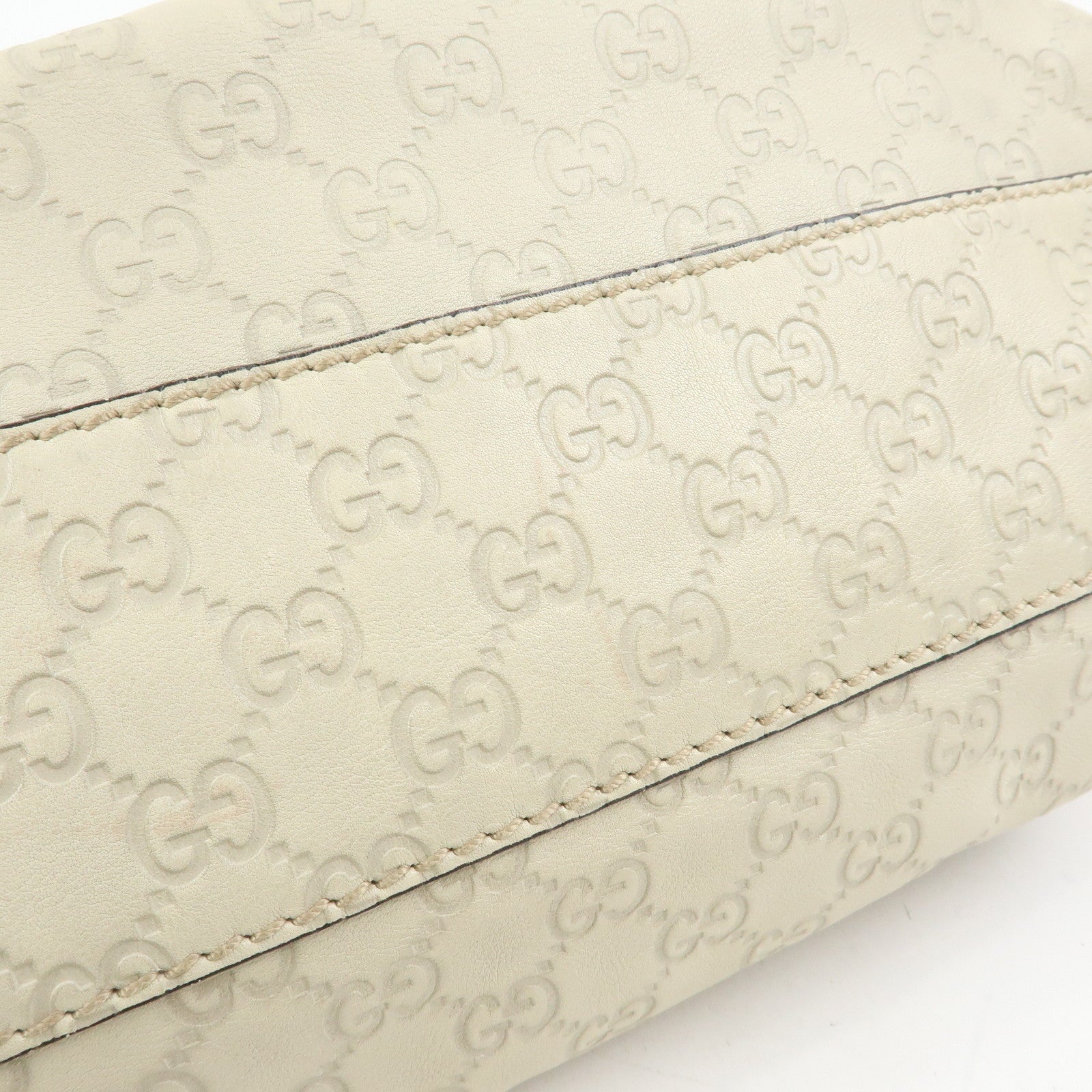 GUCCI Sukey Interlocking G Guccissima Leather Hand Bag Ivory 211944