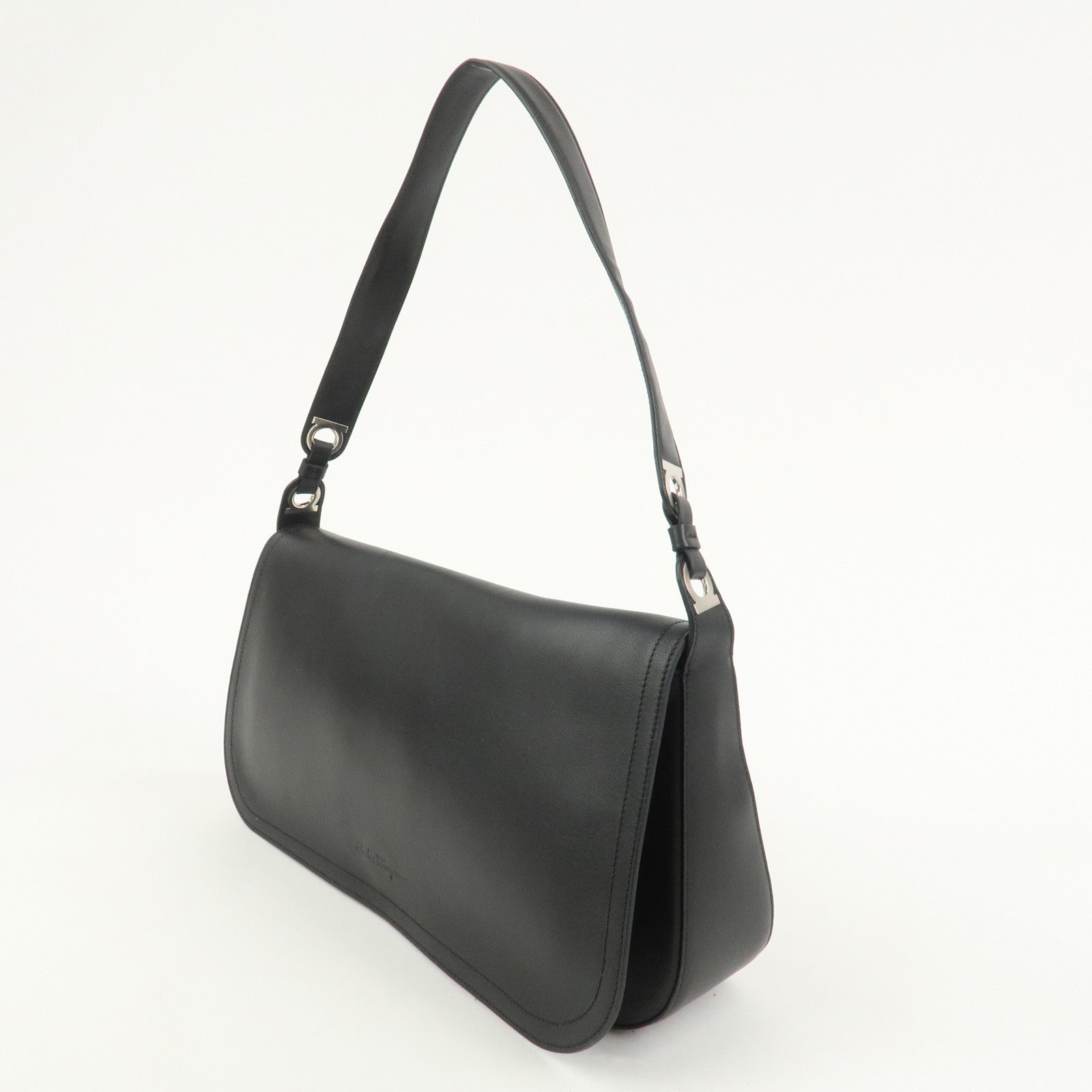 Ferragamo Gancini Logo Leather Shoulder Bag Hand Bag Black