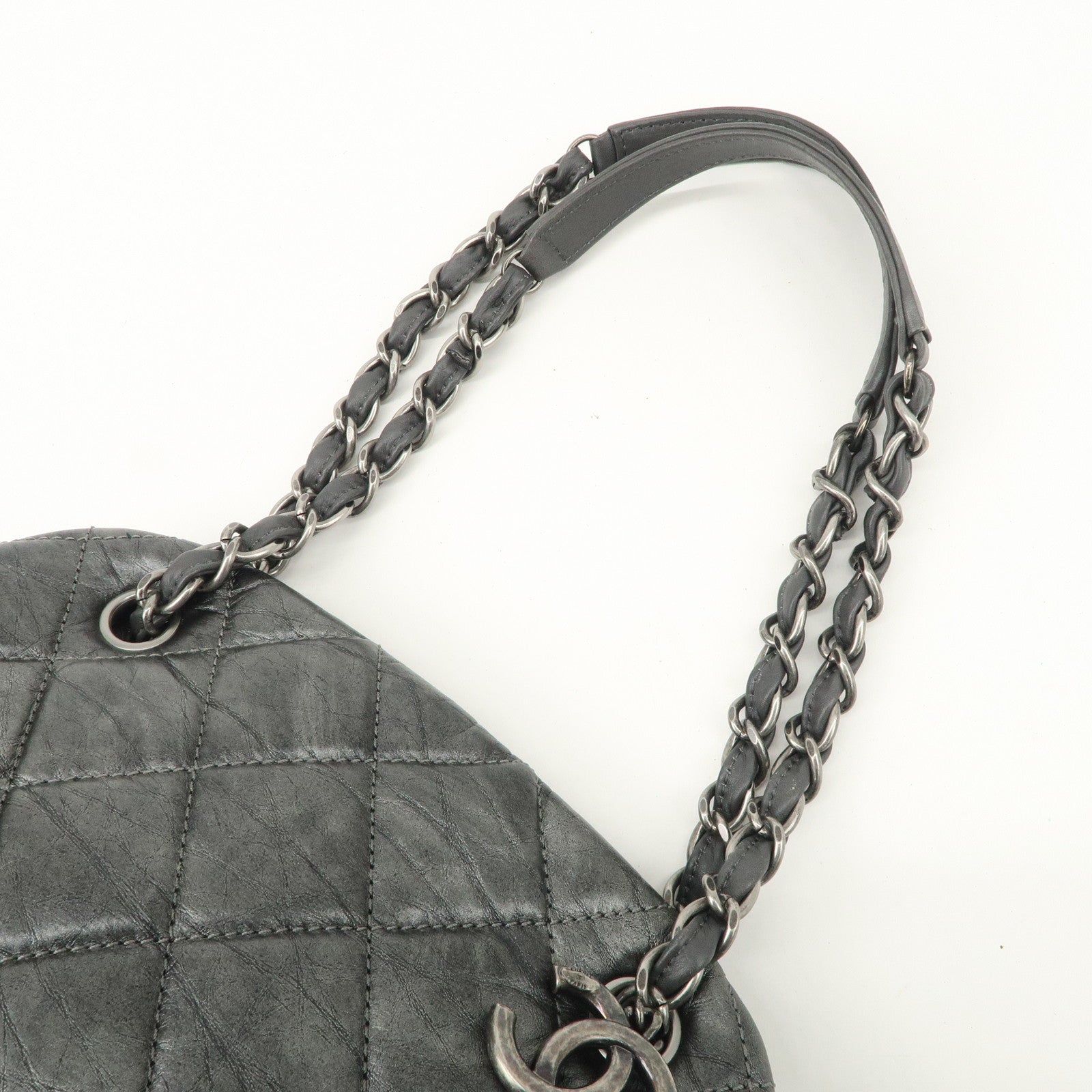 CHANEL Matelasse Leather Mademoiselle Chain Shoulder Bag Gray Silver Used